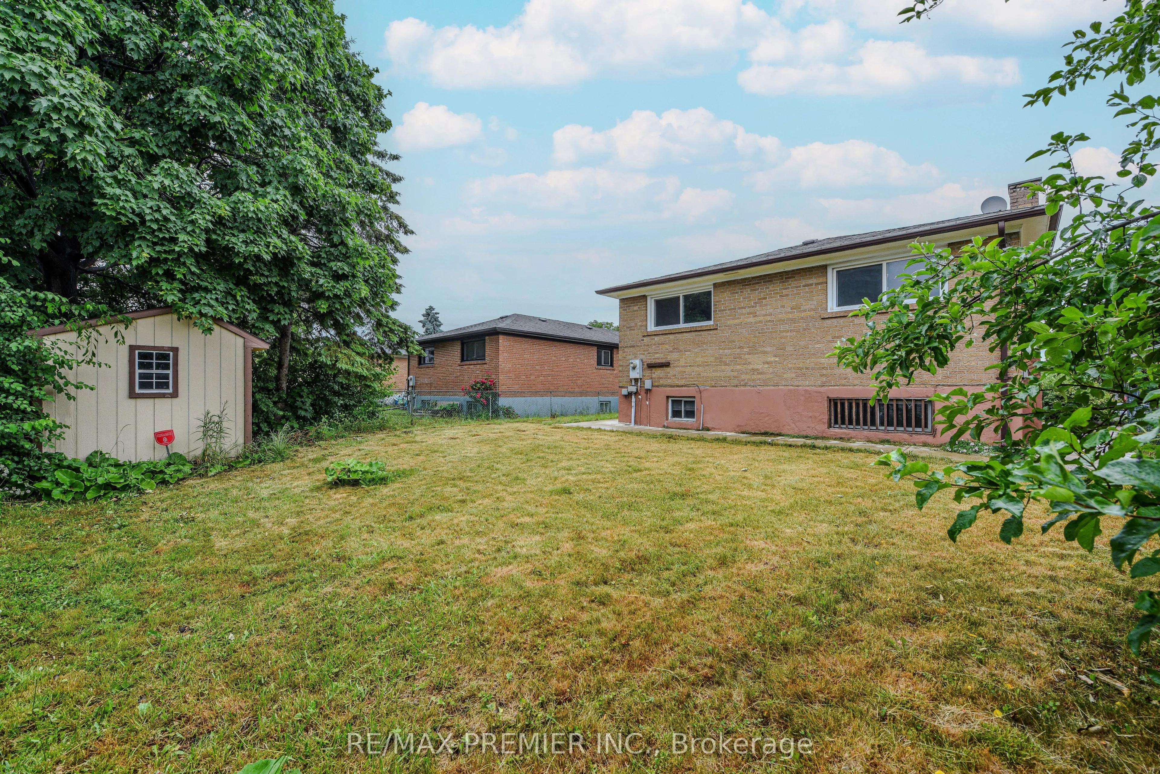 3764 Wyewood Road