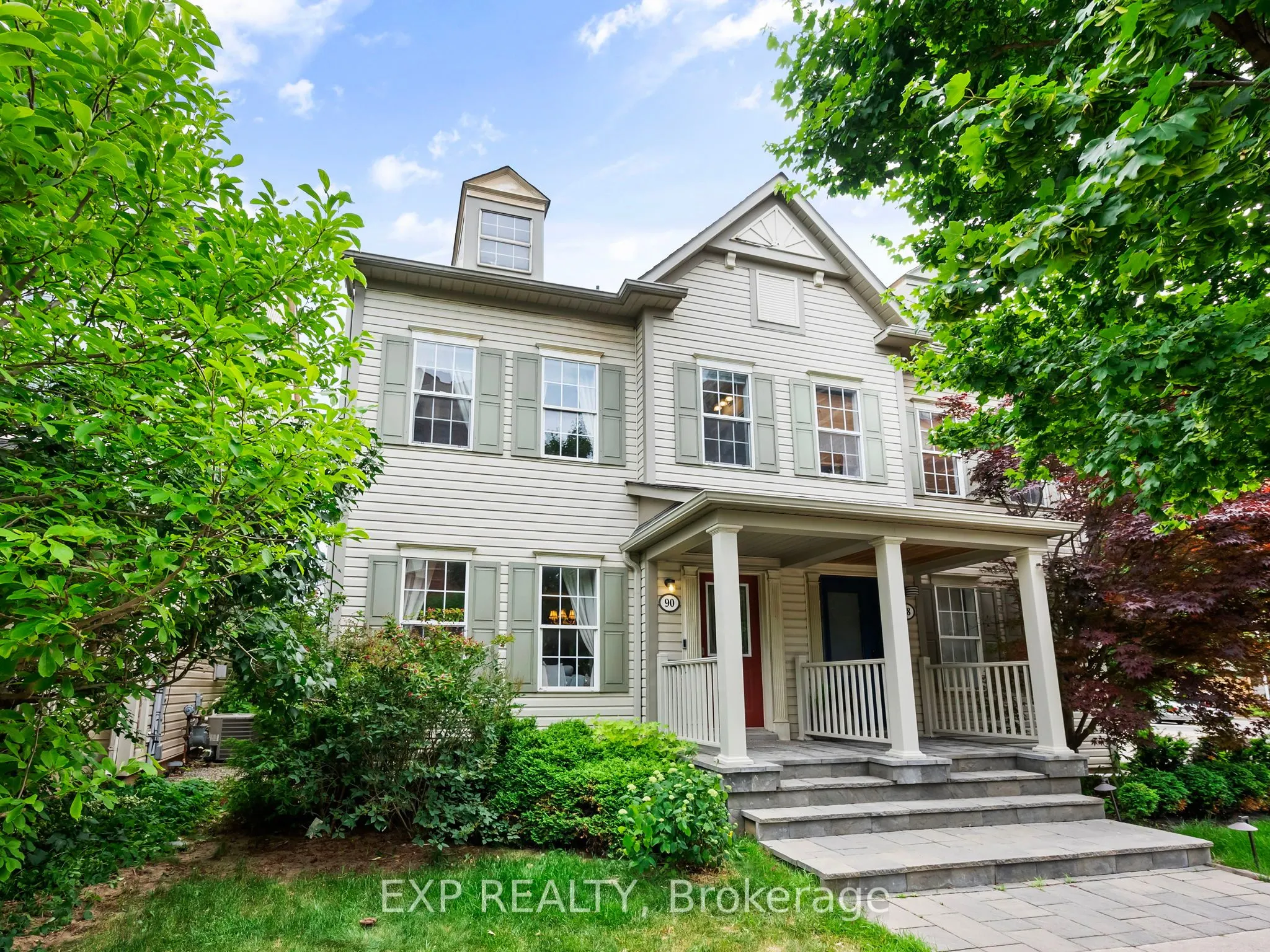 90 Georgian Drive