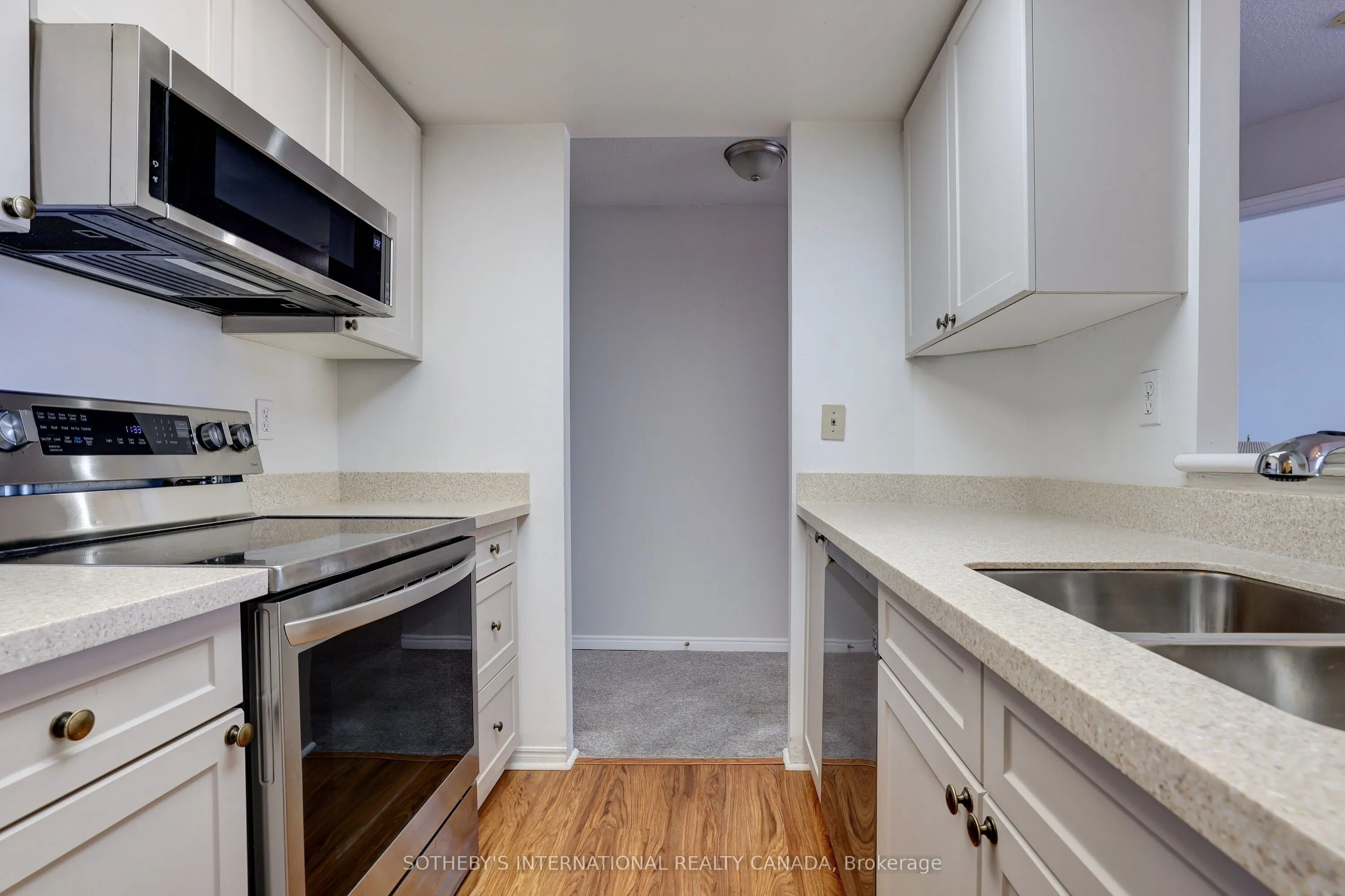 1001 Cedarglen Gate, #PH04
