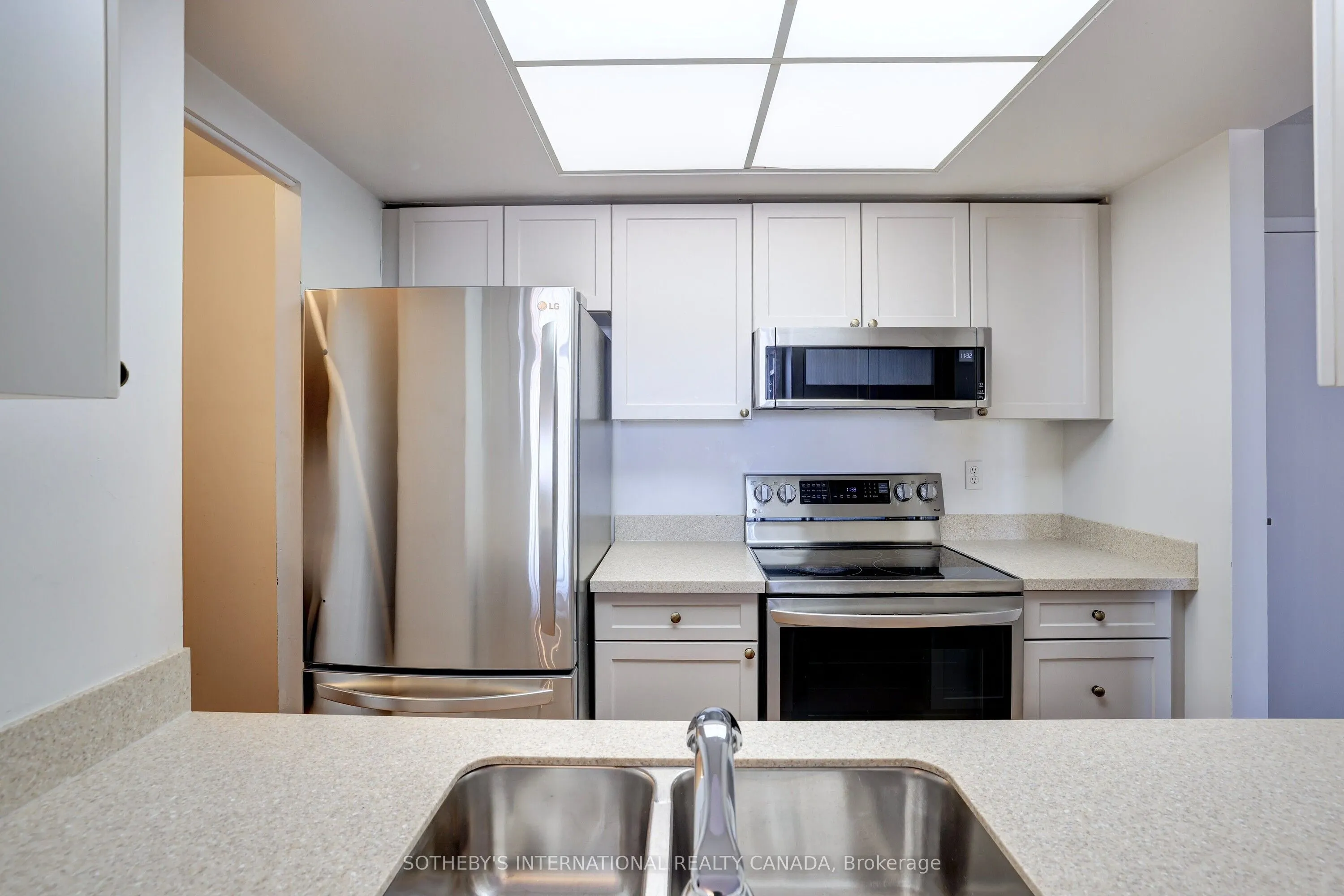 1001 Cedarglen Gate, #PH04