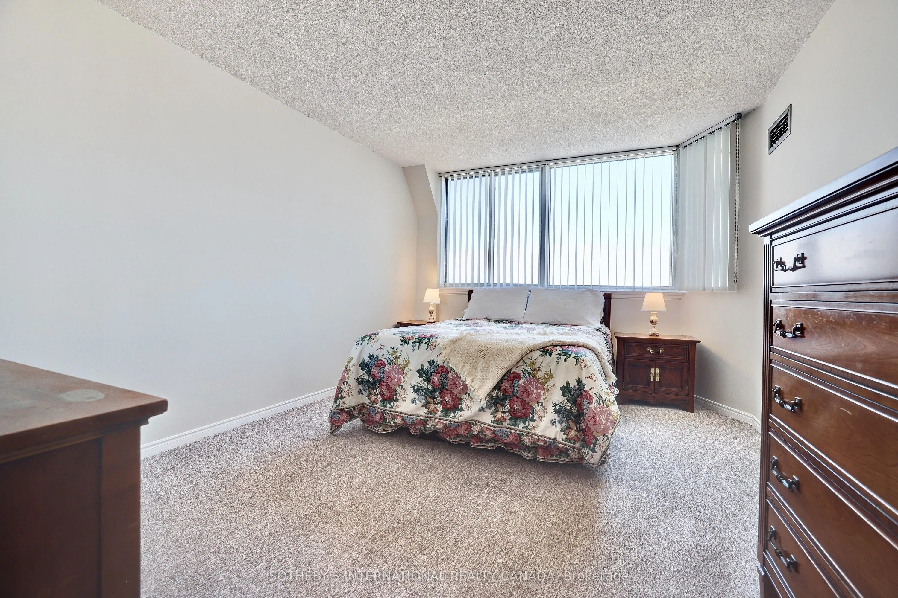 1001 Cedarglen Gate, #PH04