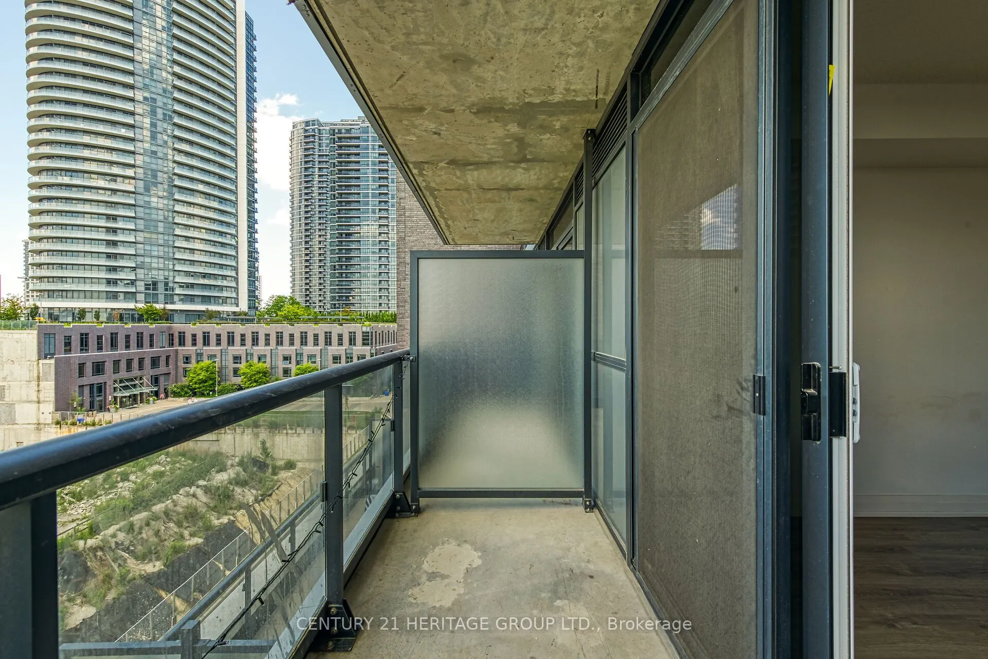 10 Gibbs Road, #501