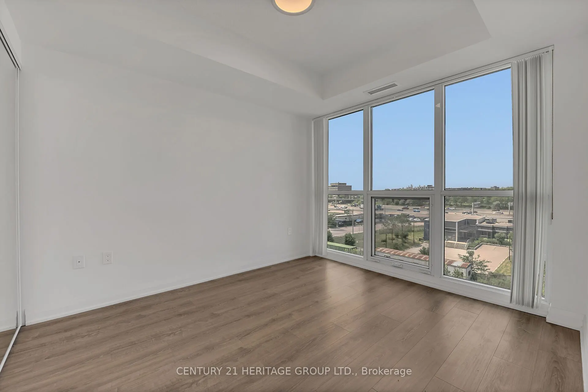 10 Gibbs Road, #501