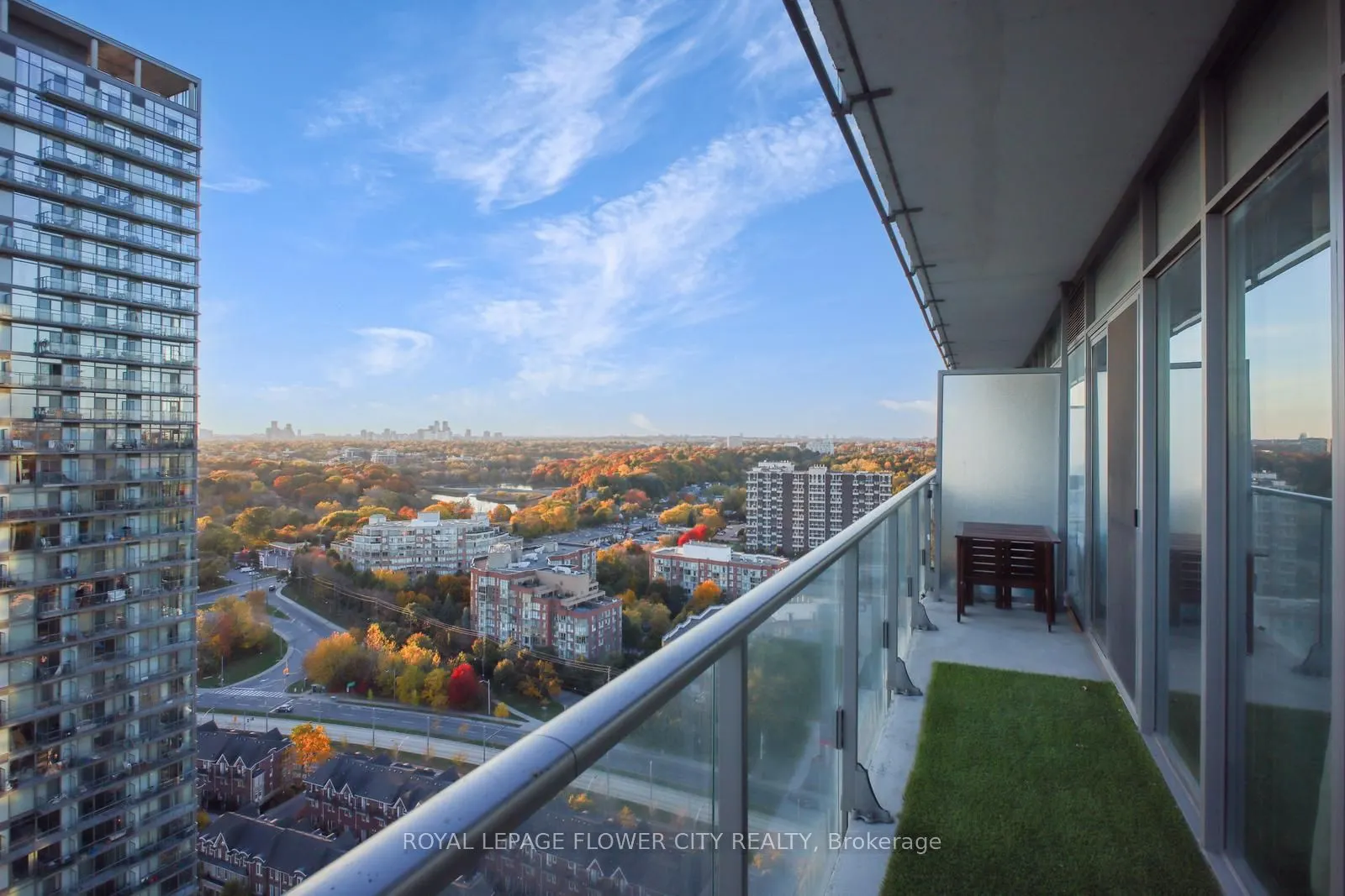 103 The Queensway Avenue, #2407