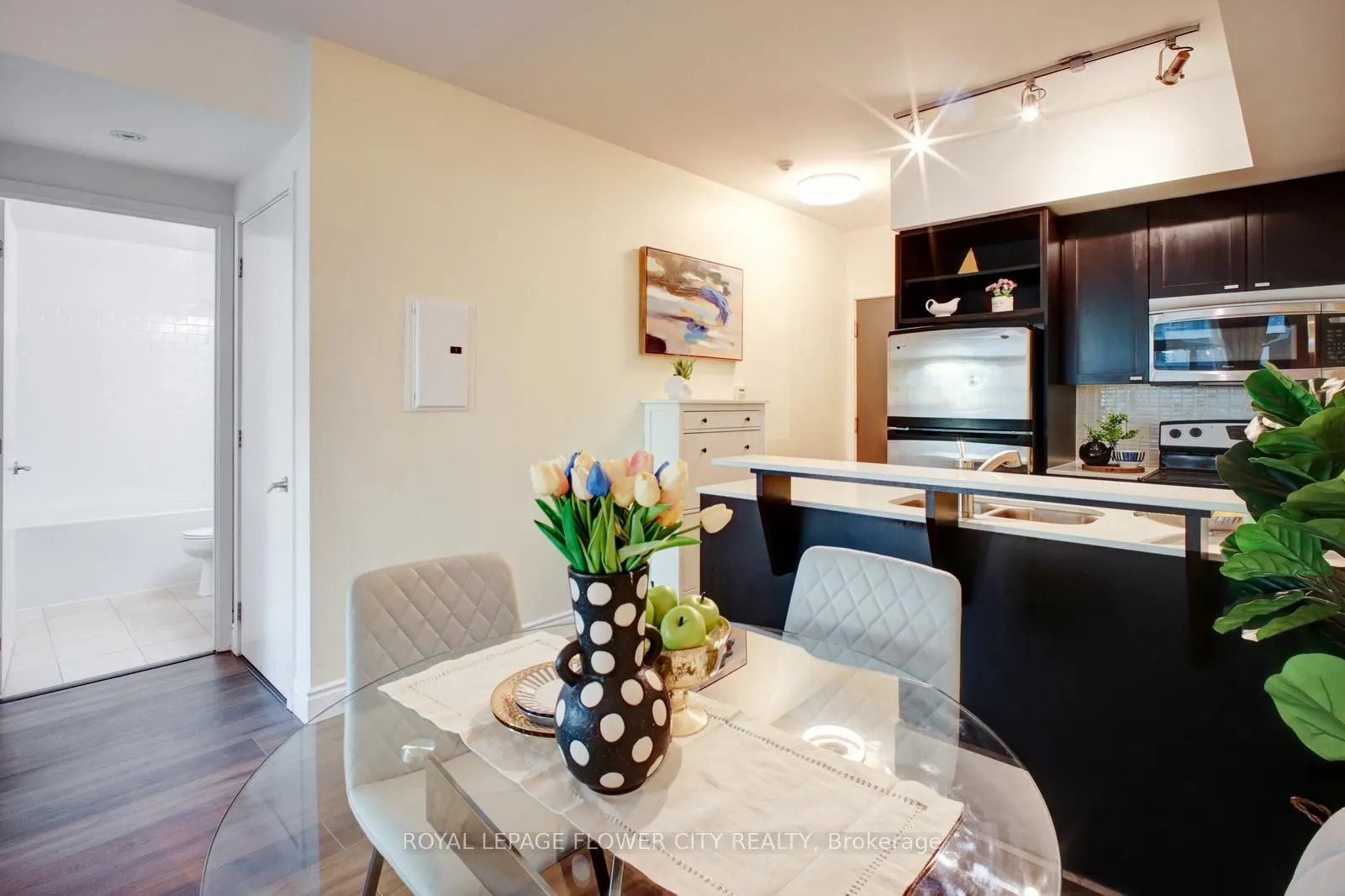 103 The Queensway Avenue, #2407