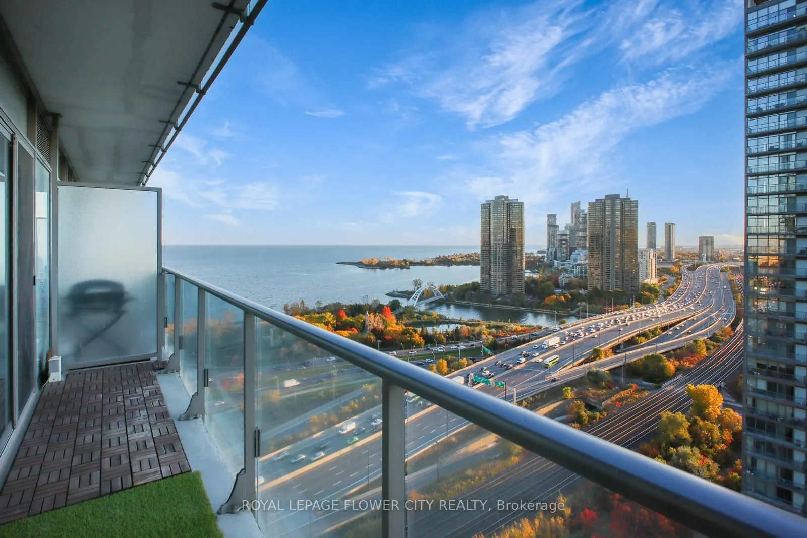 103 The Queensway Avenue, #2407