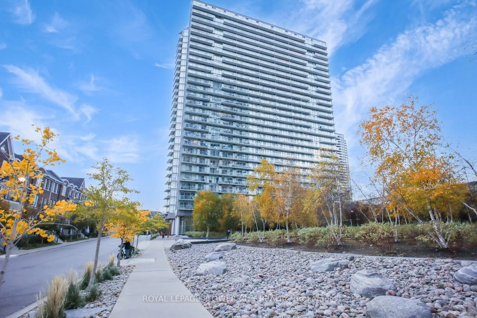 103 The Queensway Avenue, #2407