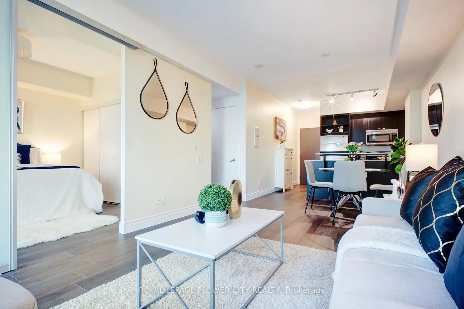 103 The Queensway Avenue, #2407