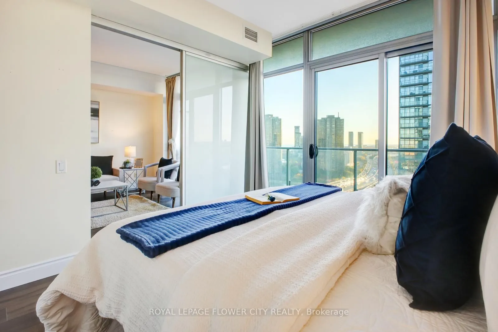 103 The Queensway Avenue, #2407