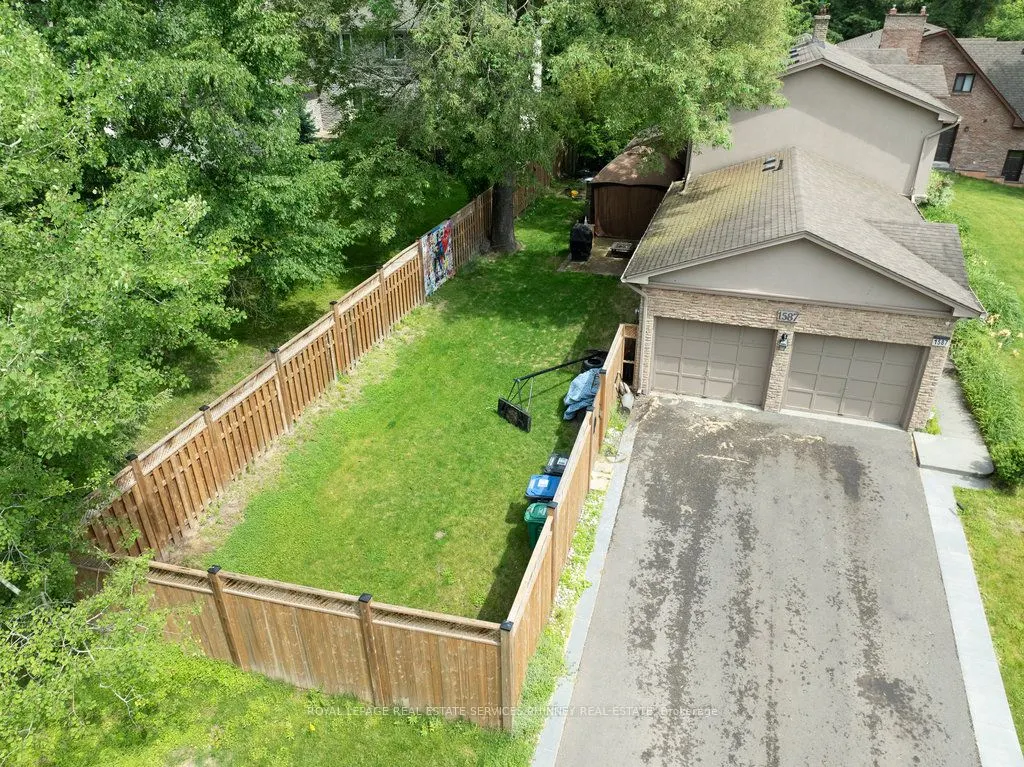 1587 Stavebank Road