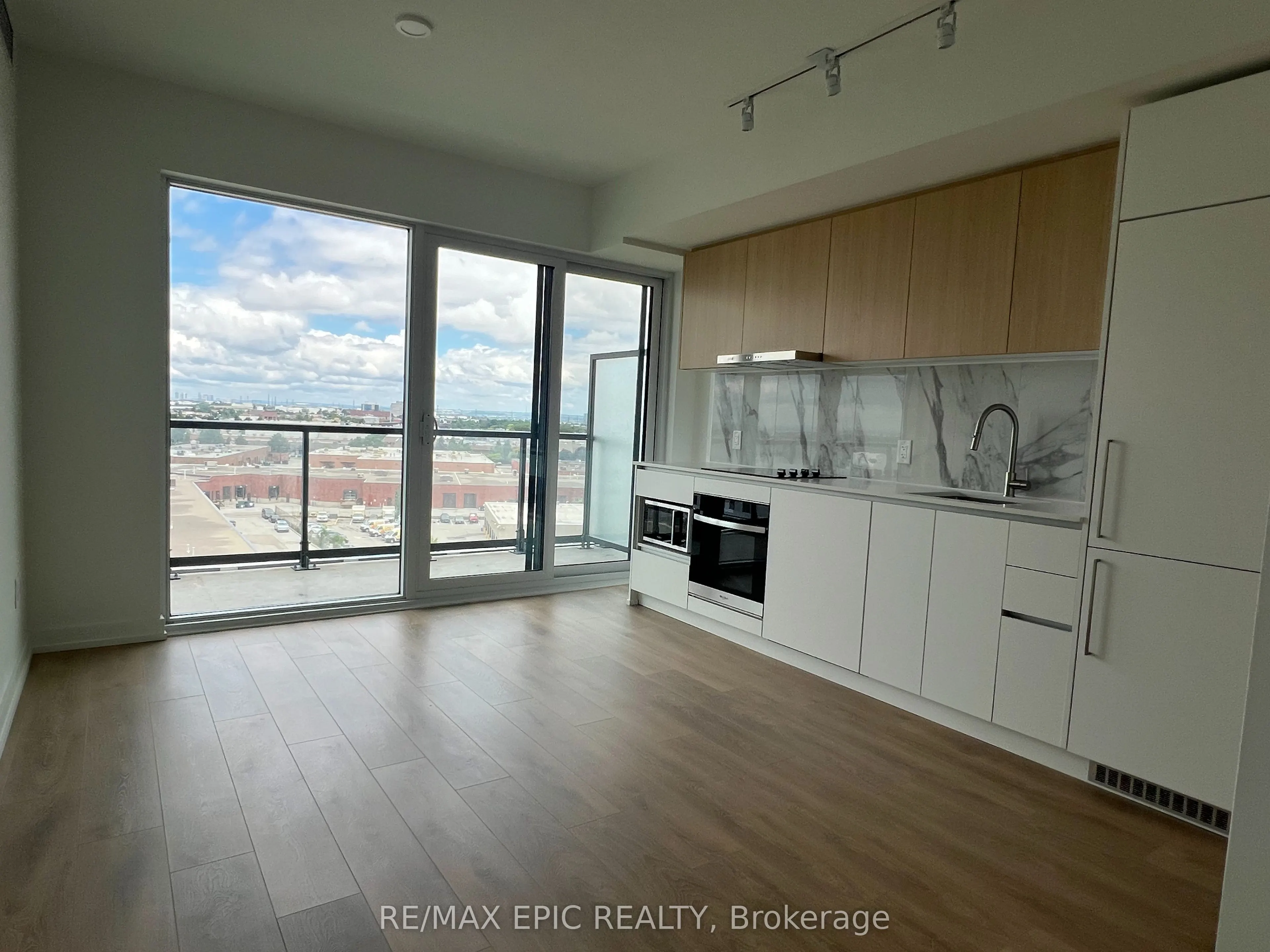 1100 Sheppard Street W #928