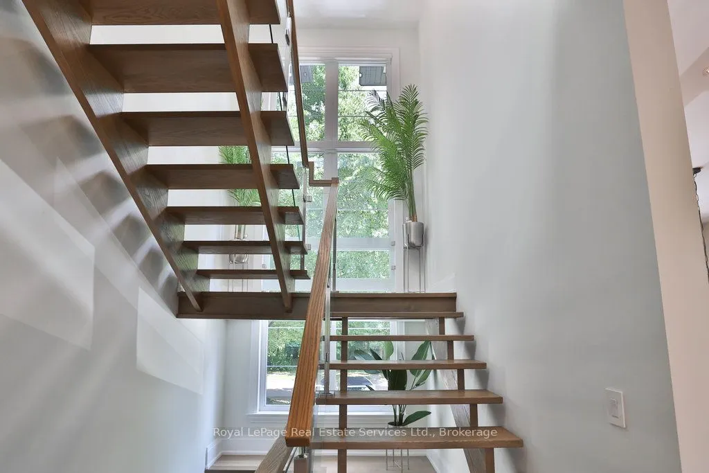 182 Charnwood Drive