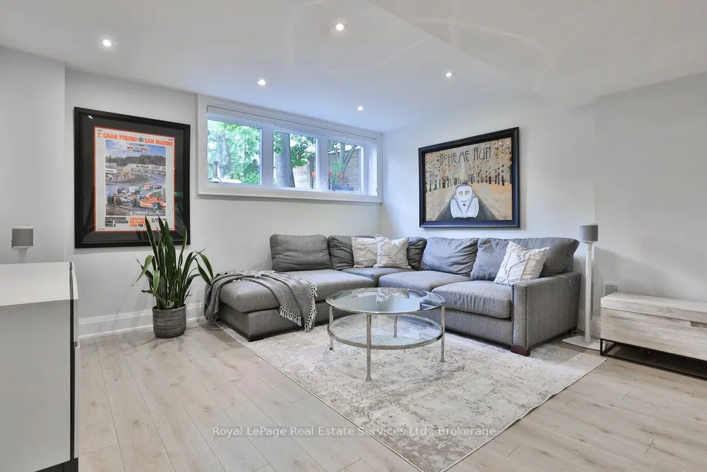 182 Charnwood Drive
