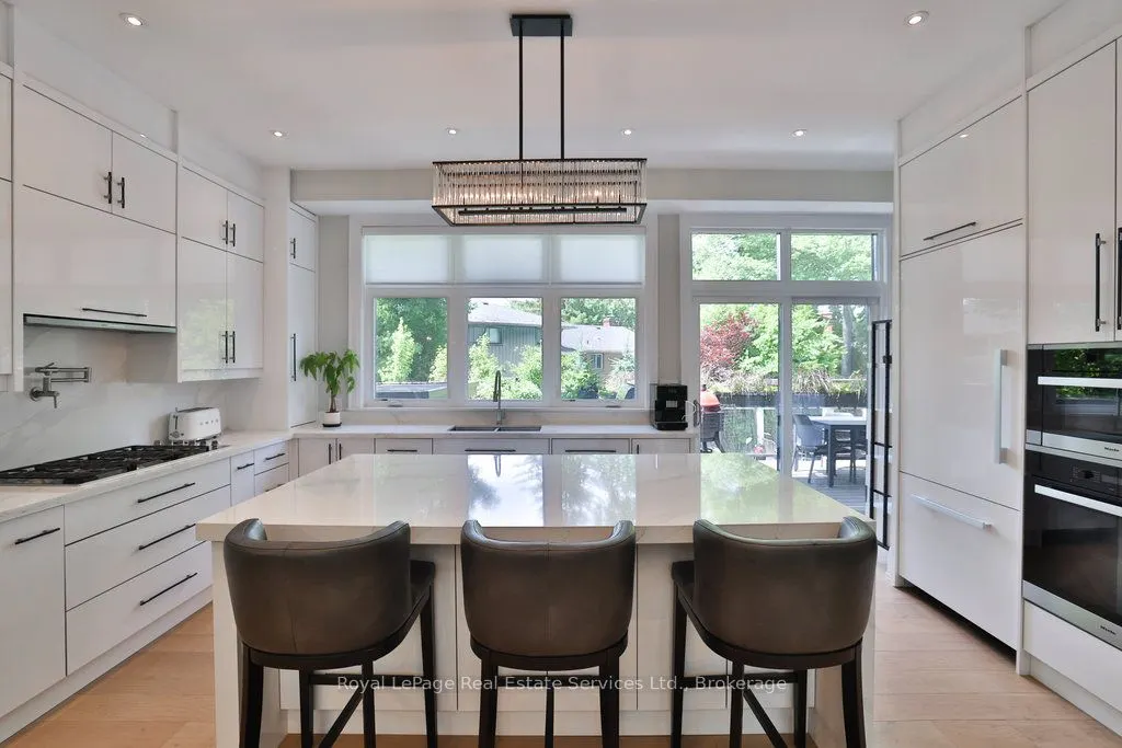 182 Charnwood Drive