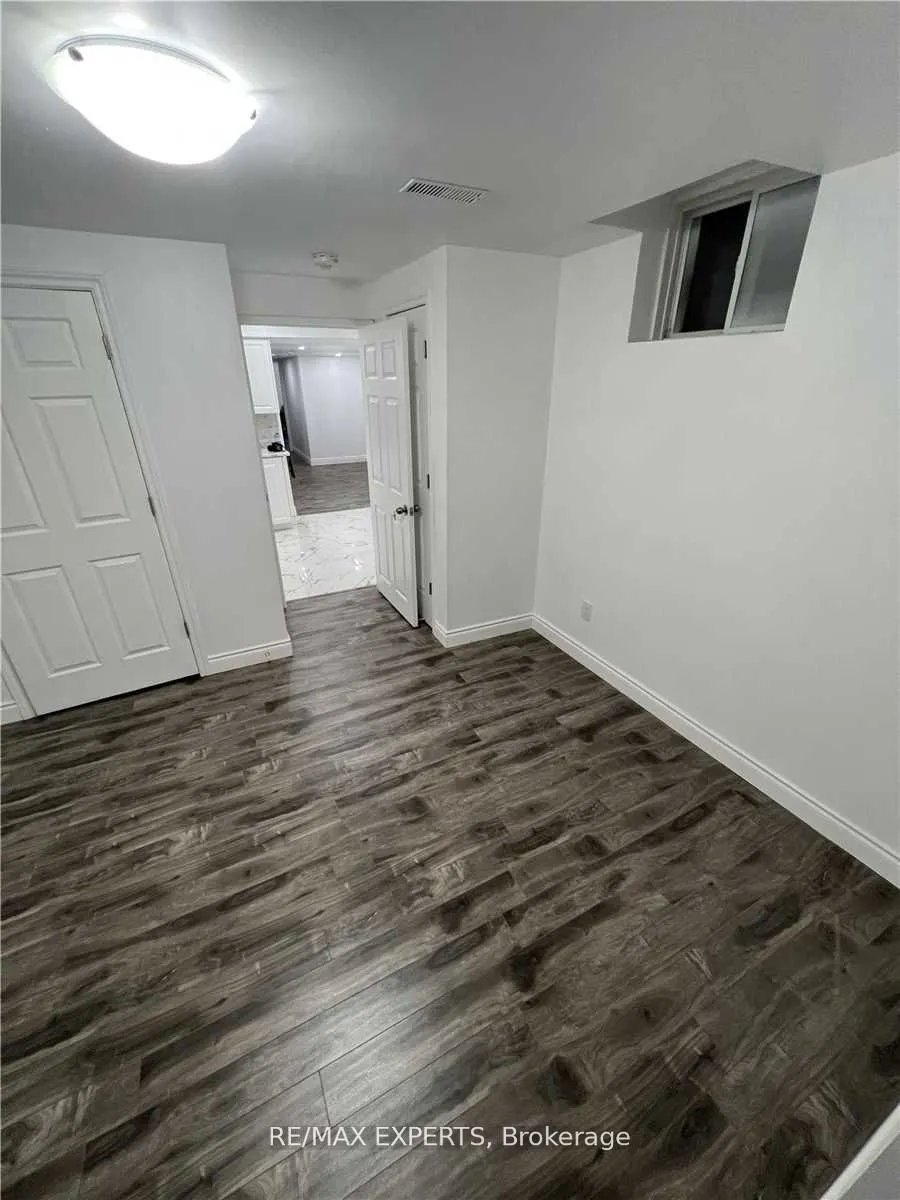 43 Jingle Crescent, #Lower