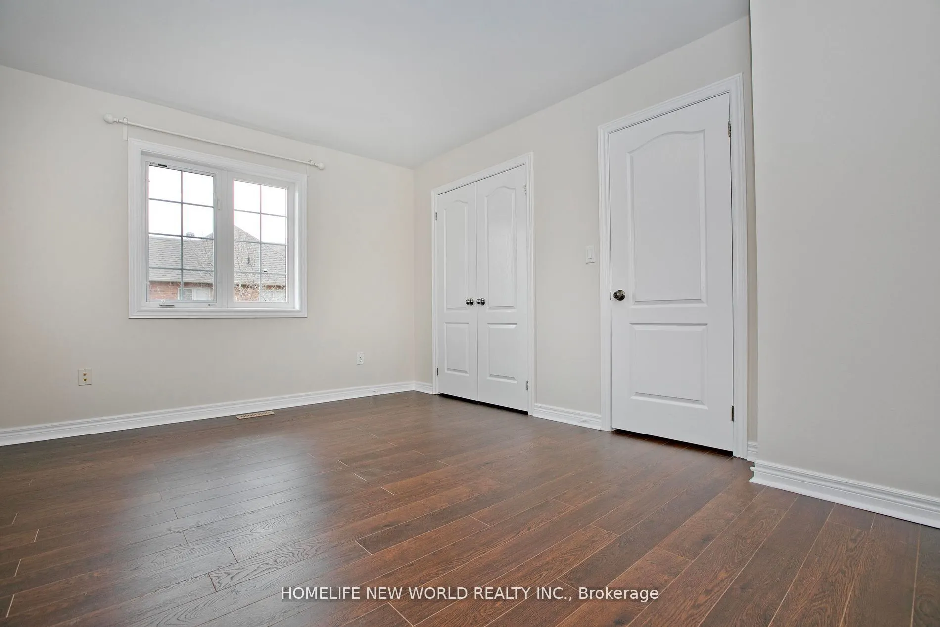 3040 Fifth Line W, #1