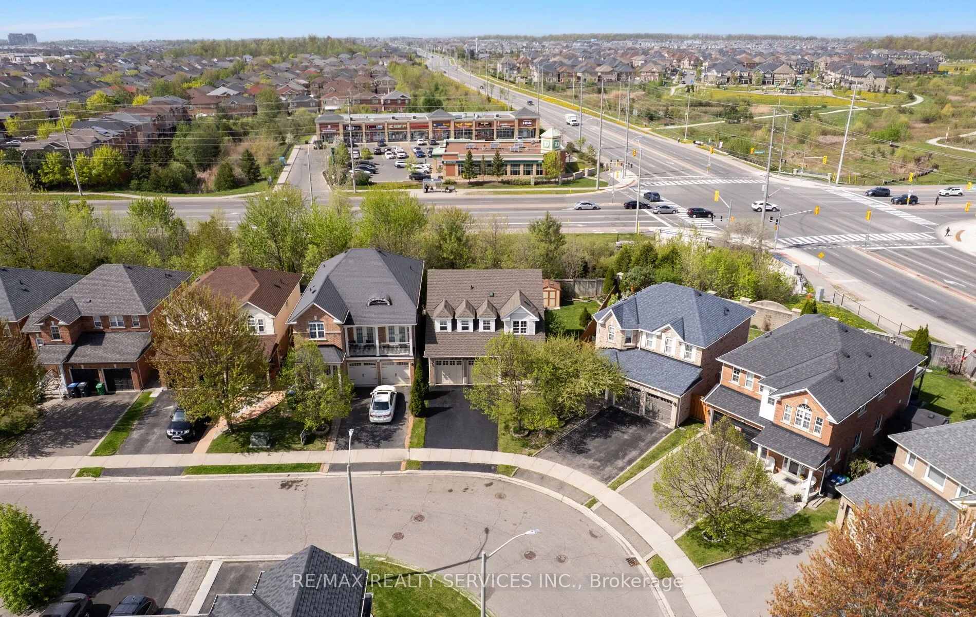 74 Earl Grey Crescent