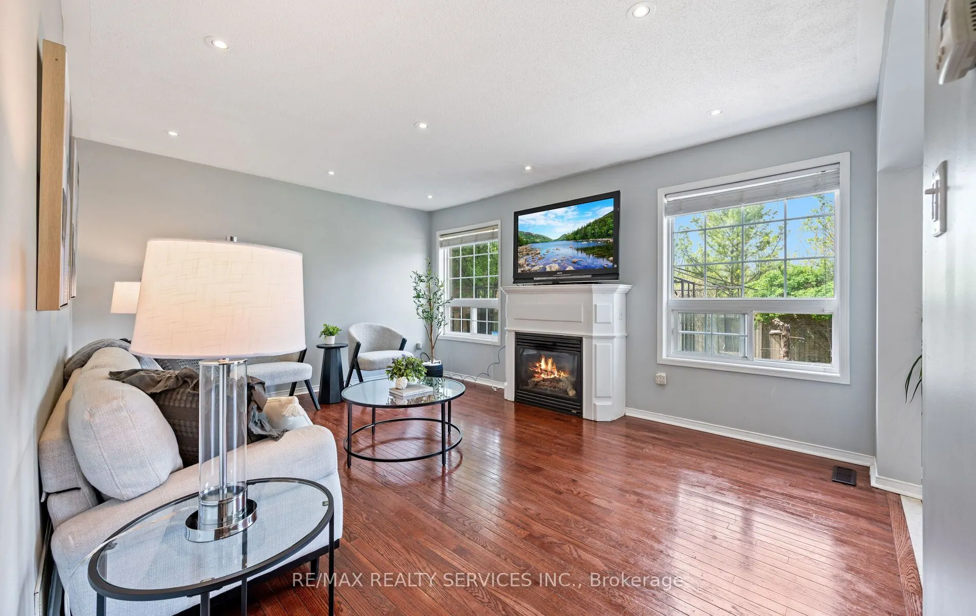 74 Earl Grey Crescent
