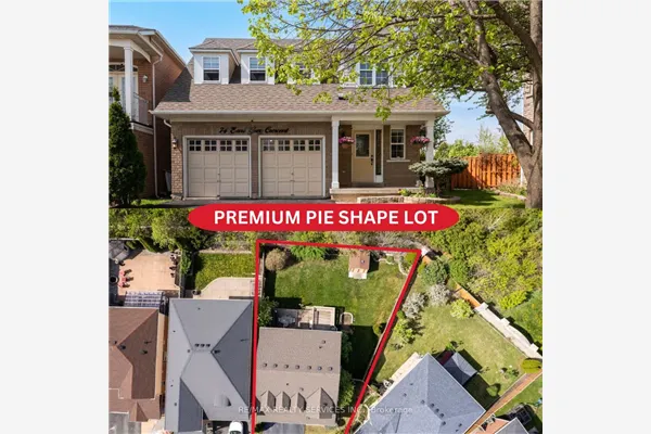74 Earl Grey Crescent