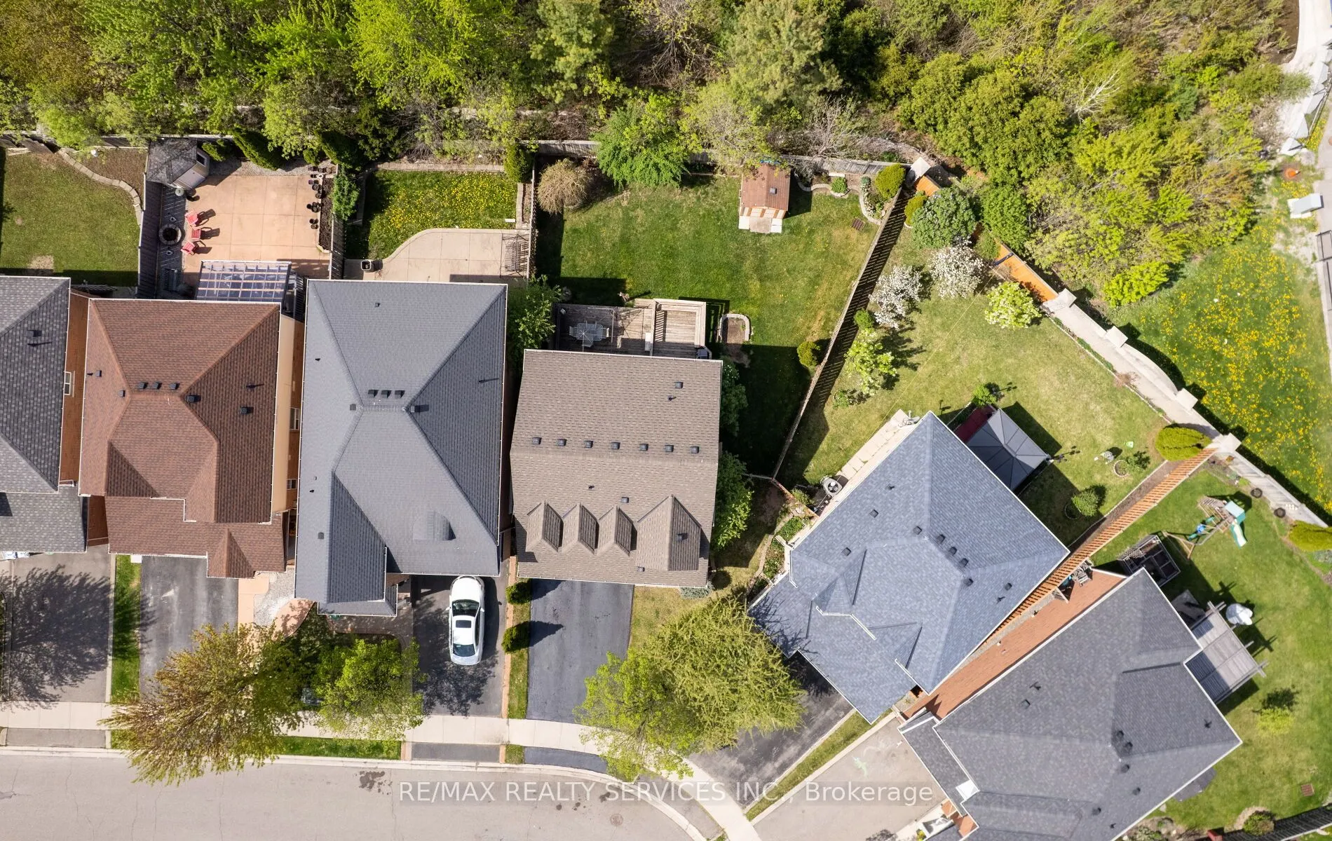 74 Earl Grey Crescent