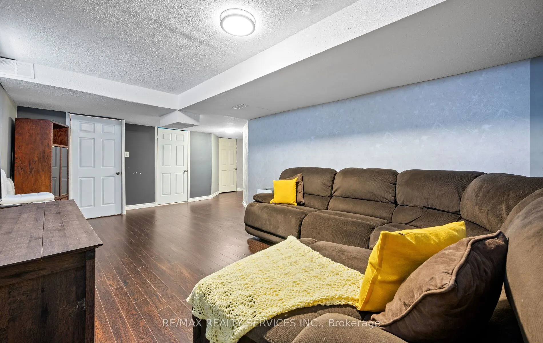 74 Earl Grey Crescent