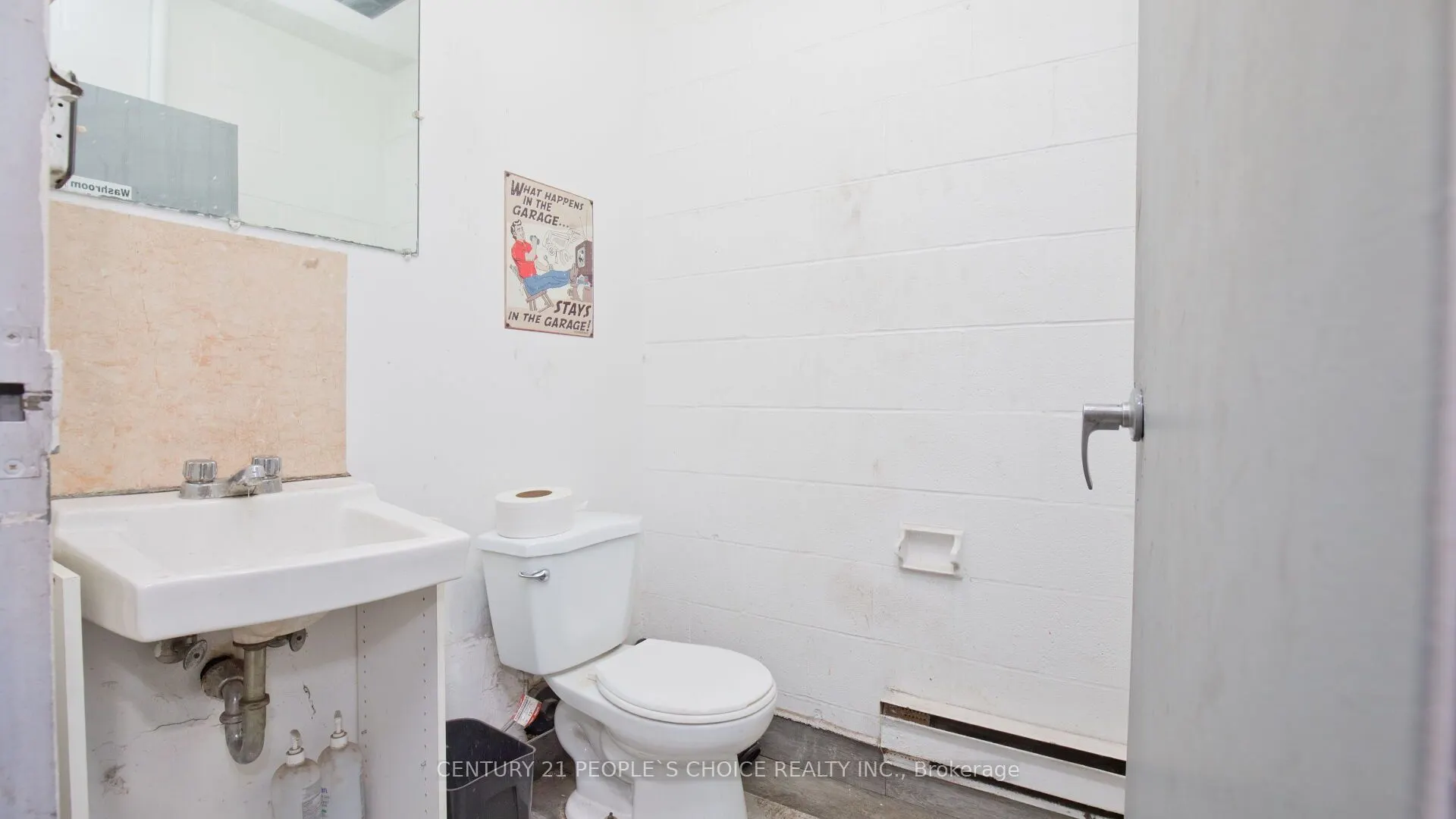 6588 Finch Avenue W, #unit 2
