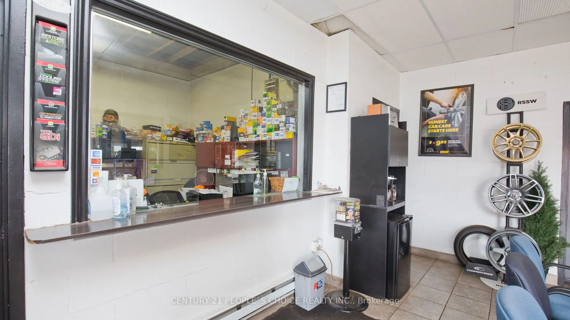 6588 Finch Avenue W, #unit 2