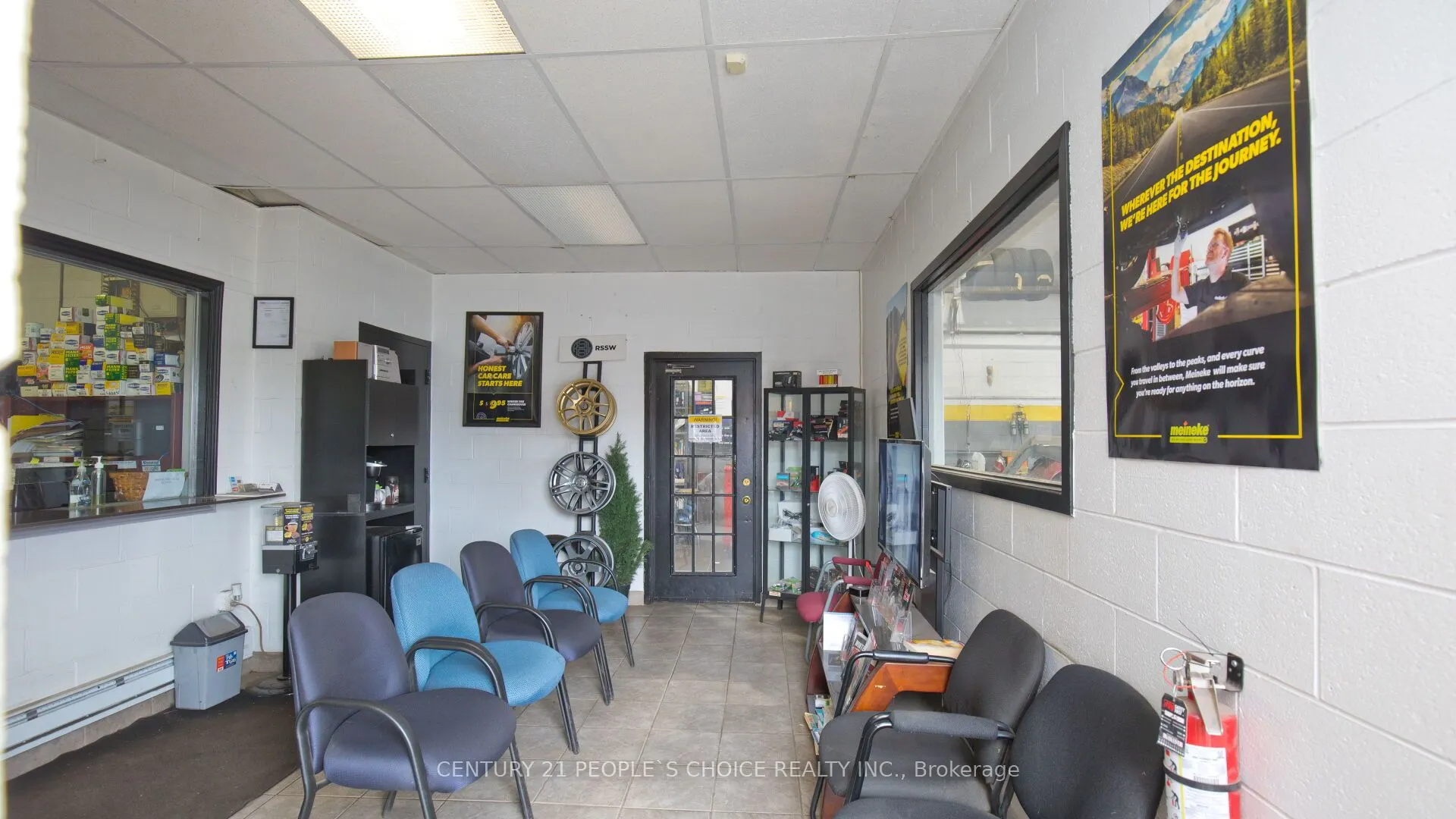 6588 Finch Avenue W, #unit 2
