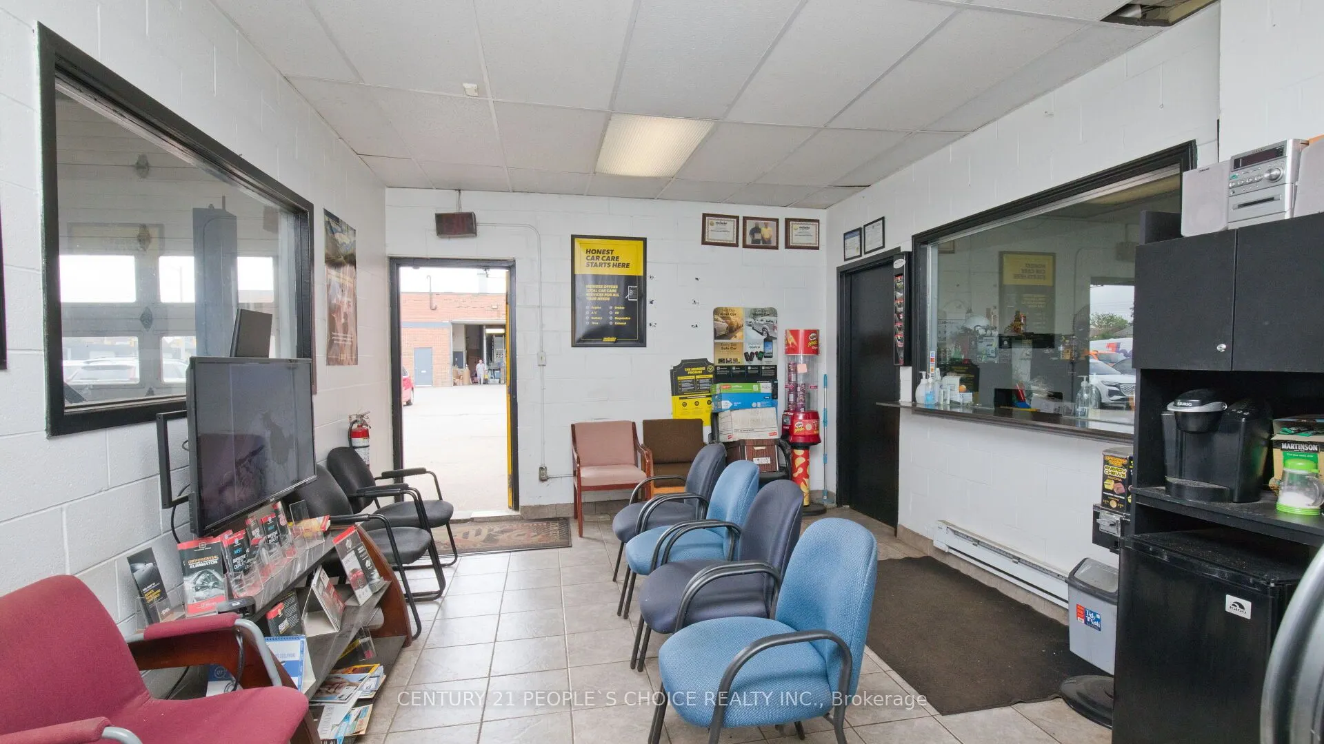 6588 Finch Avenue W, #unit 2