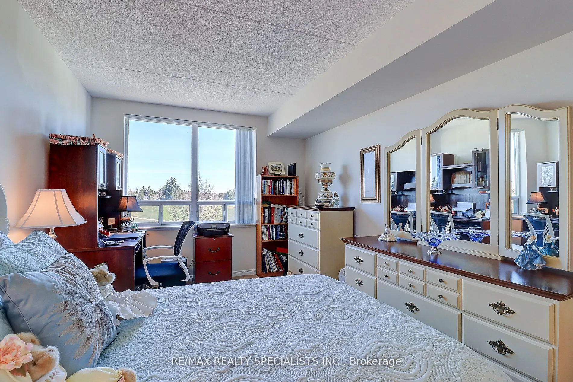 55 Via Rosedale, #201