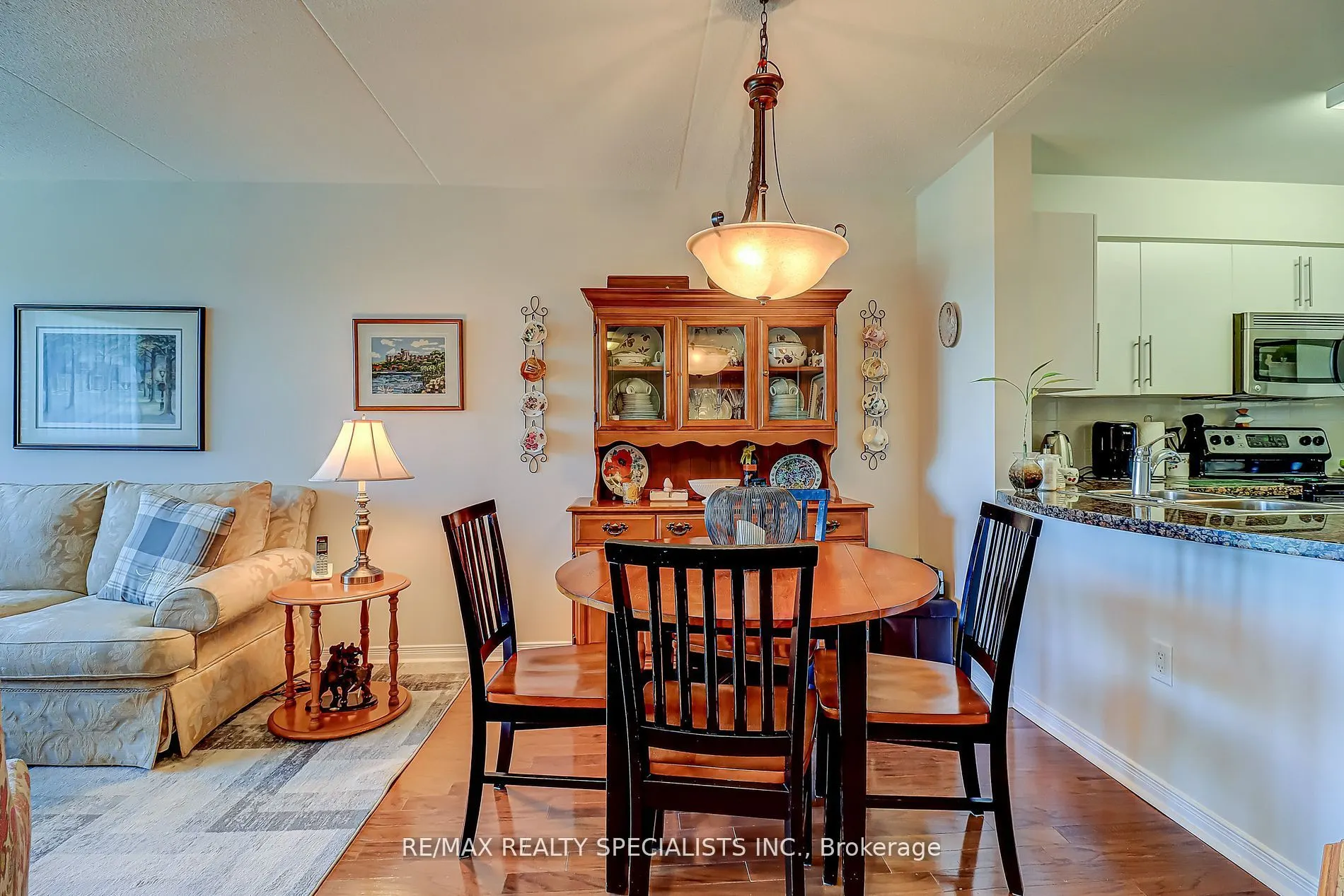 55 Via Rosedale, #201