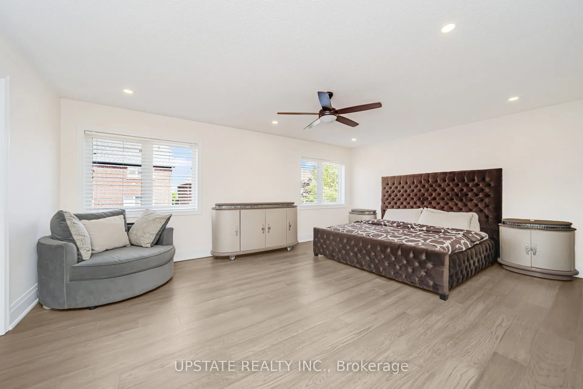 32 Cottonfield Circle
