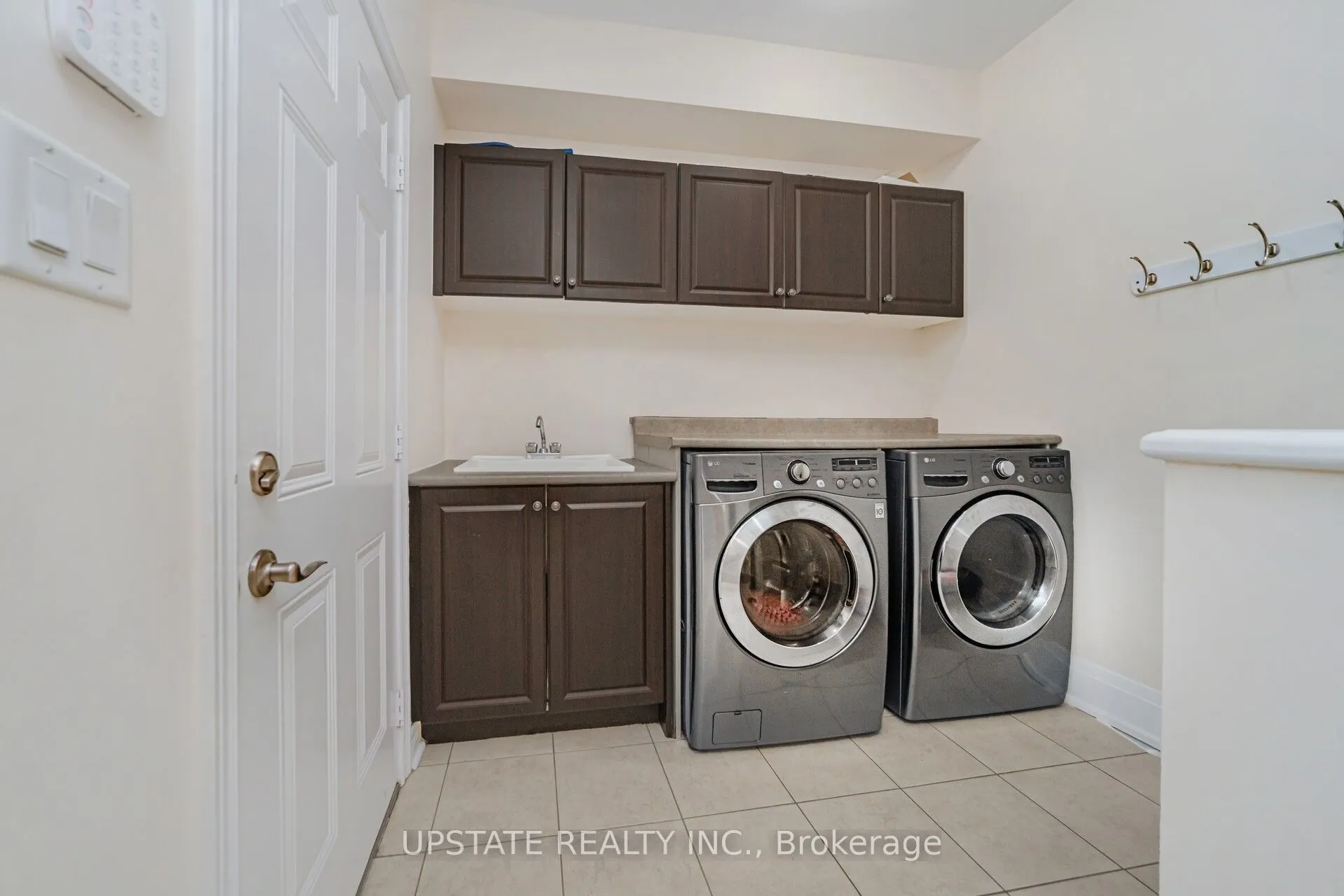 32 Cottonfield Circle