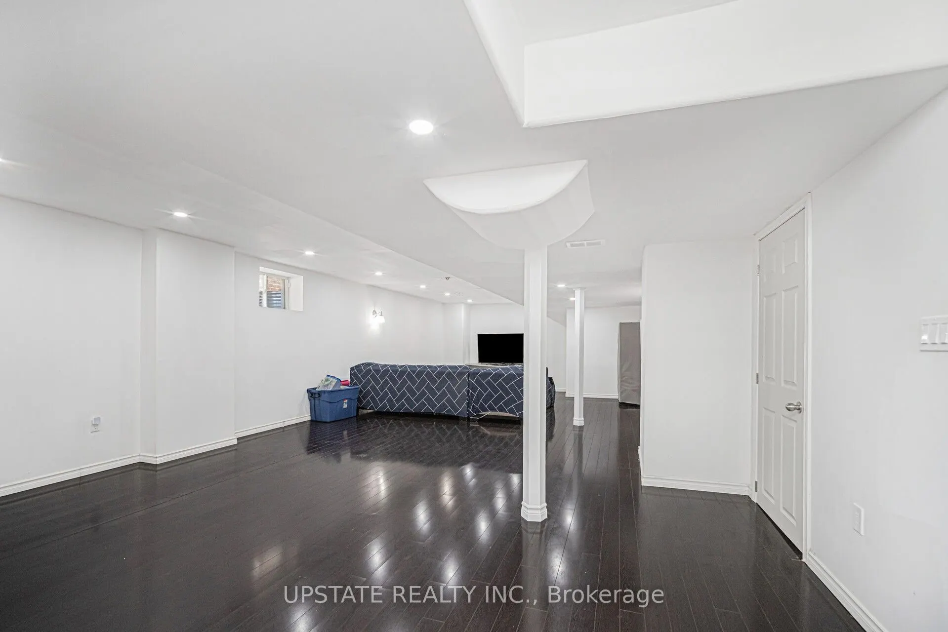 32 Cottonfield Circle