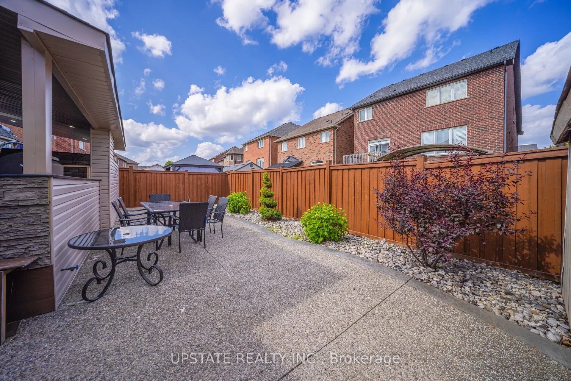 32 Cottonfield Circle