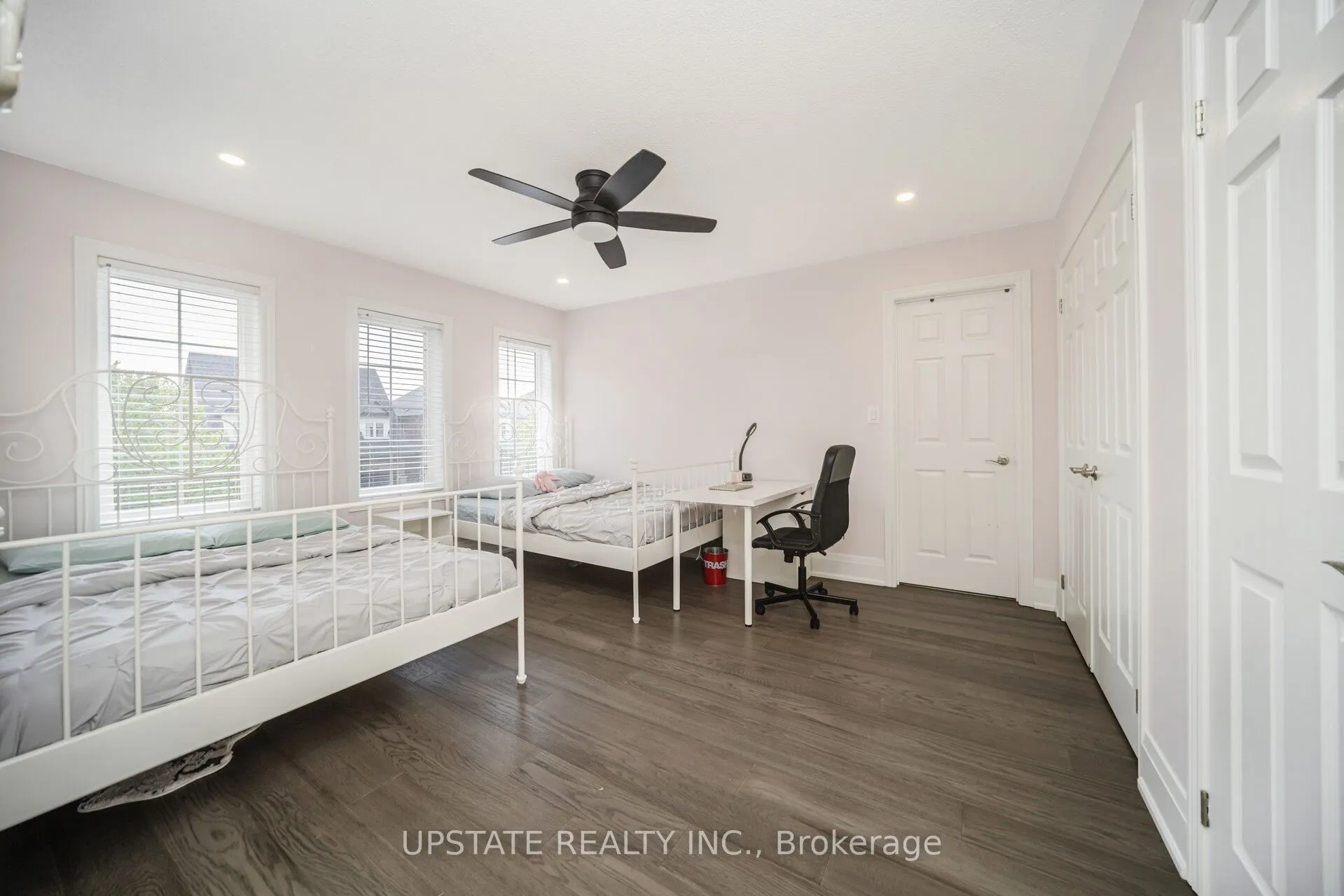 32 Cottonfield Circle