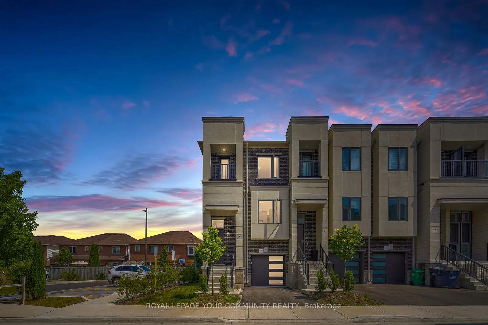 19 Heathrow Lane