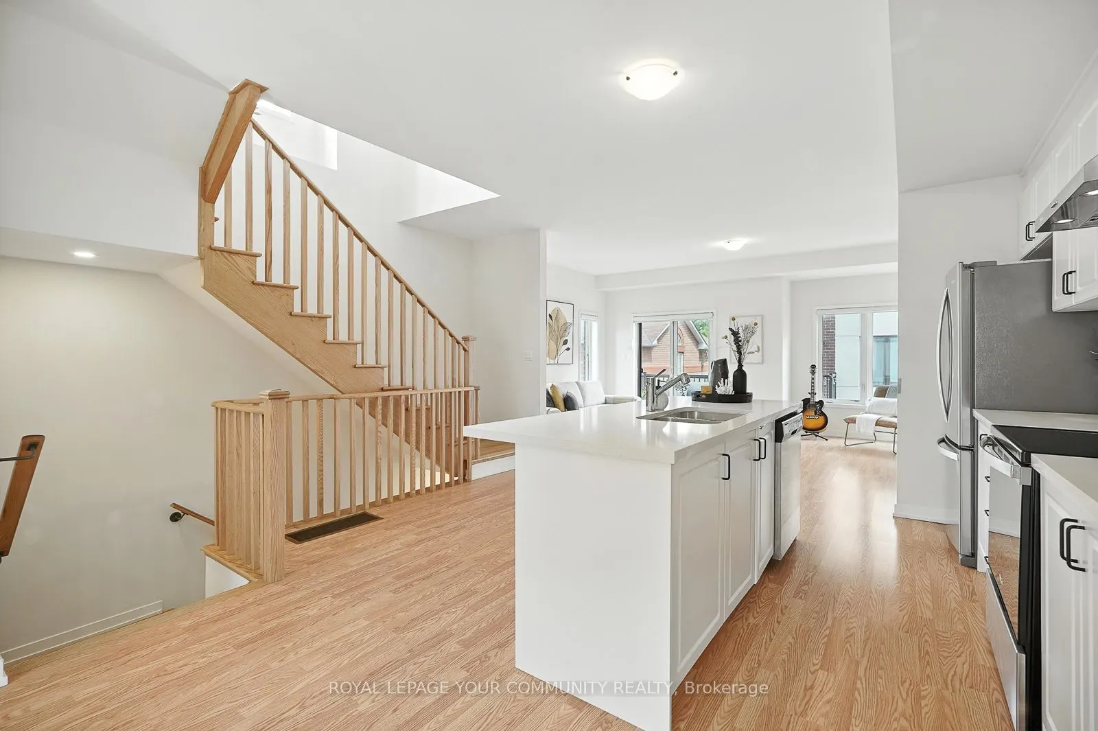 19 Heathrow Lane