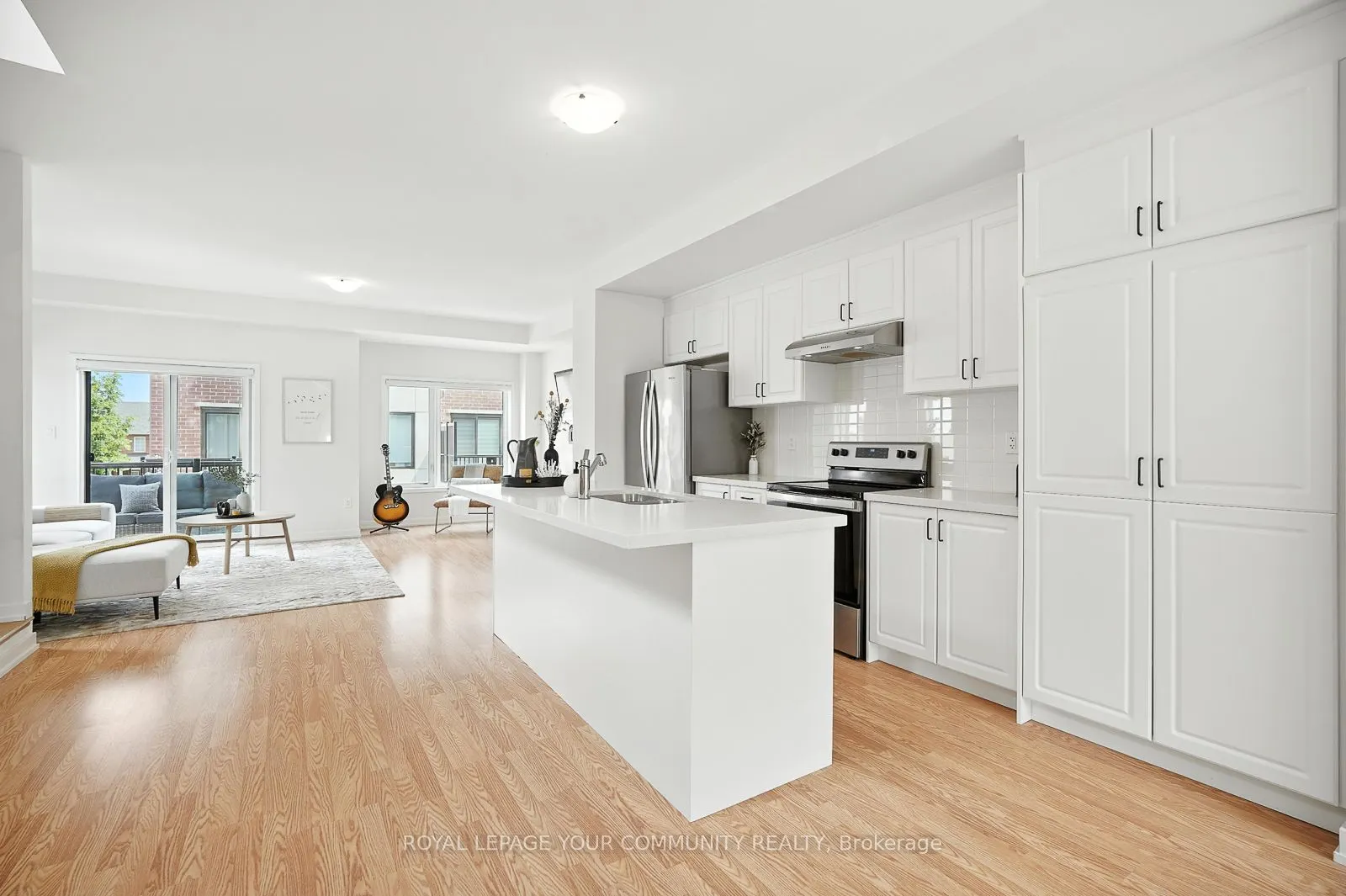 19 Heathrow Lane