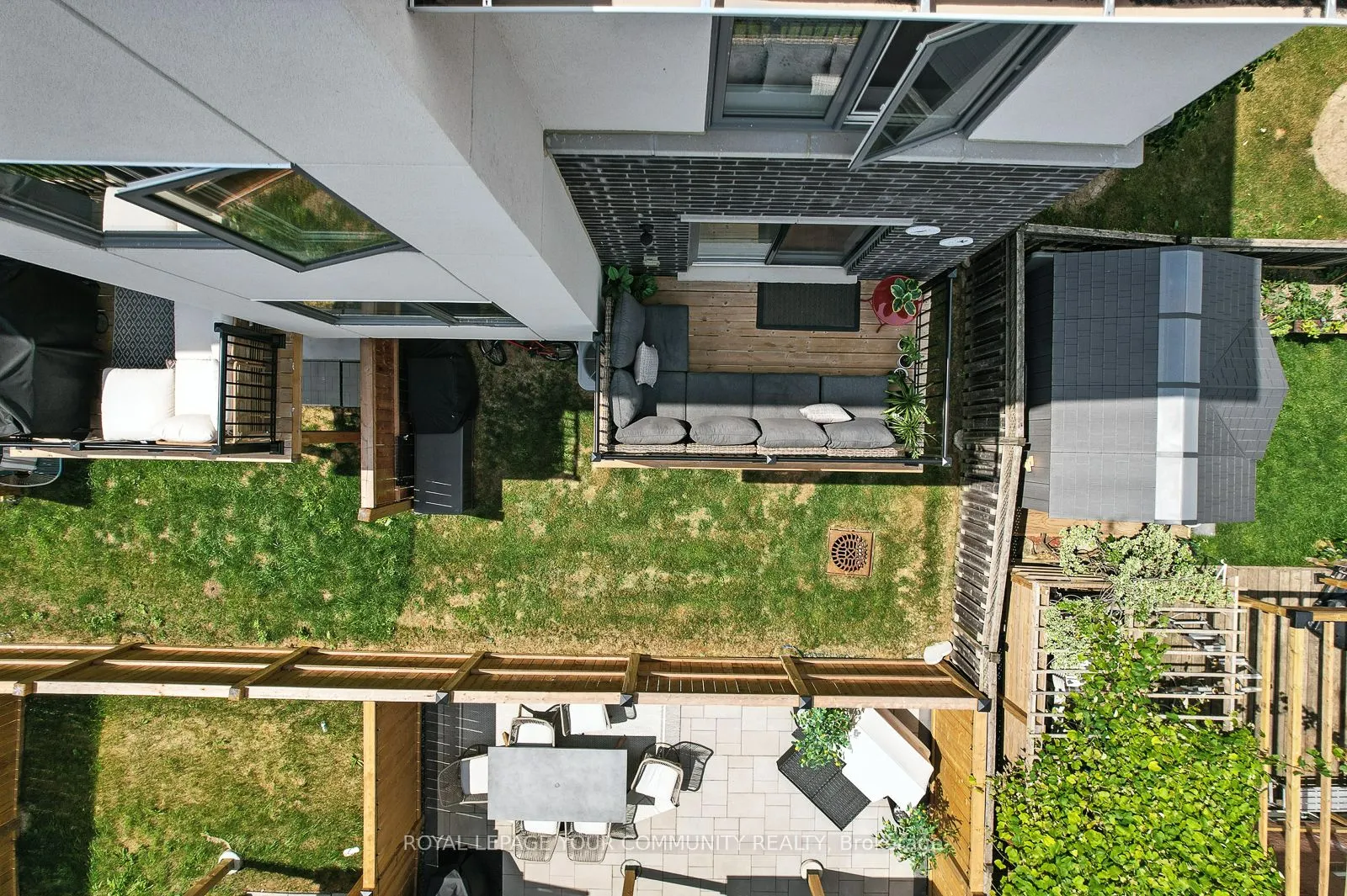 19 Heathrow Lane