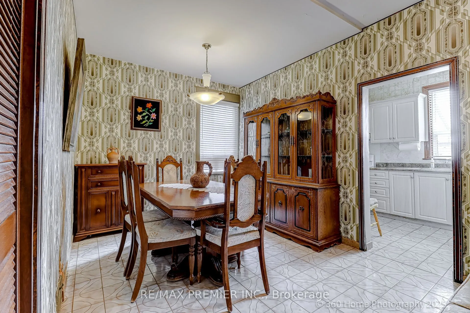 112 Caledonia Road