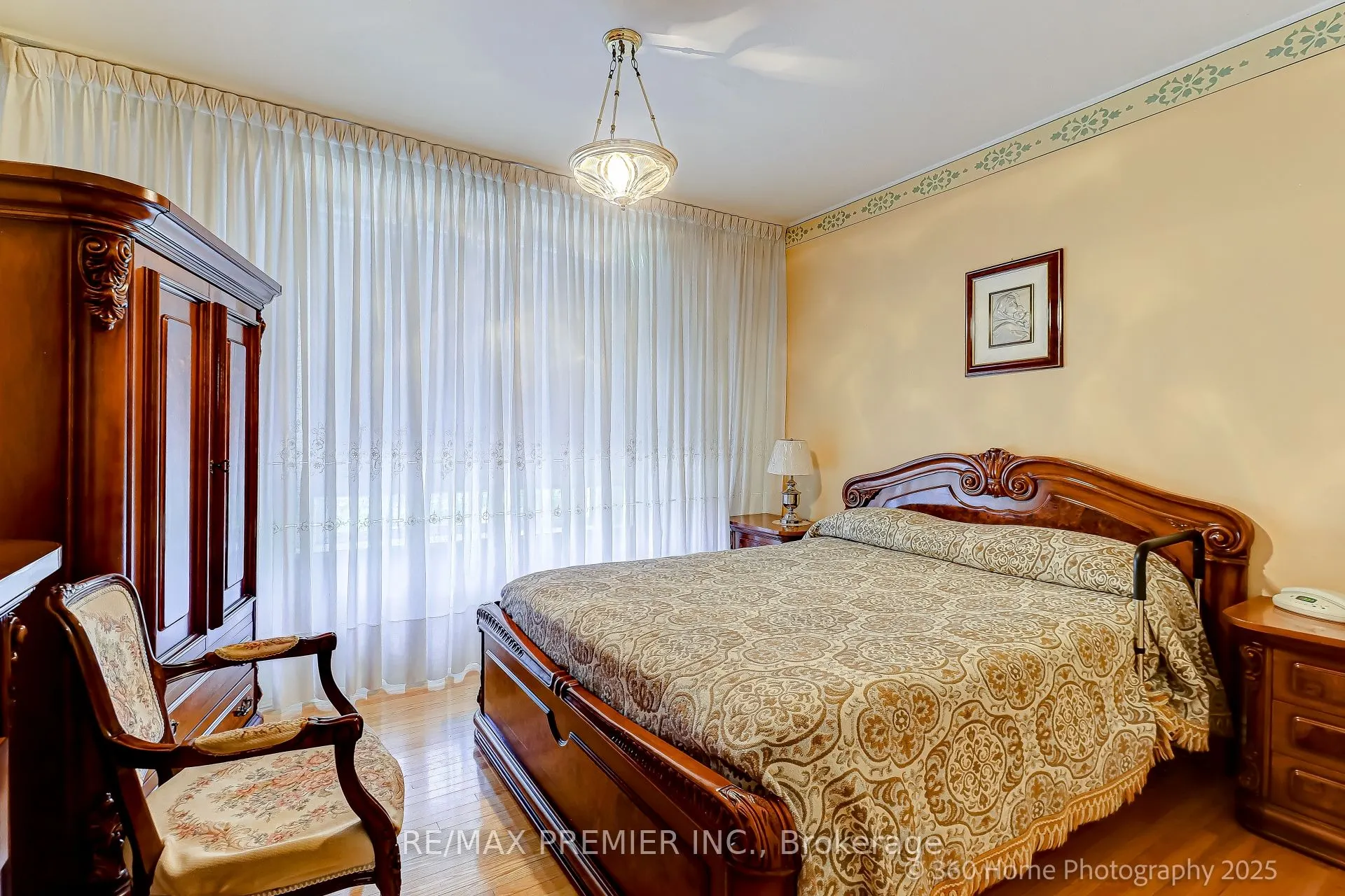 112 Caledonia Road