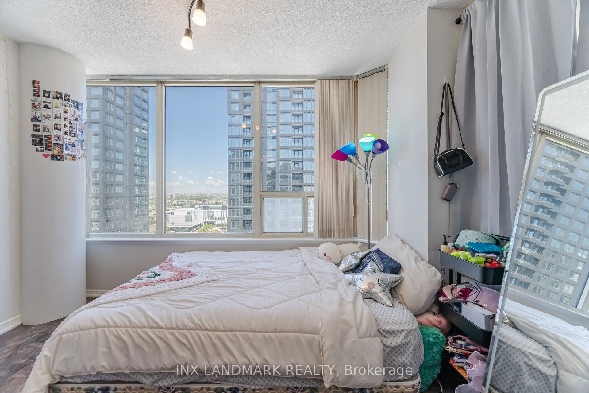 330 Rathburn Road W #2008