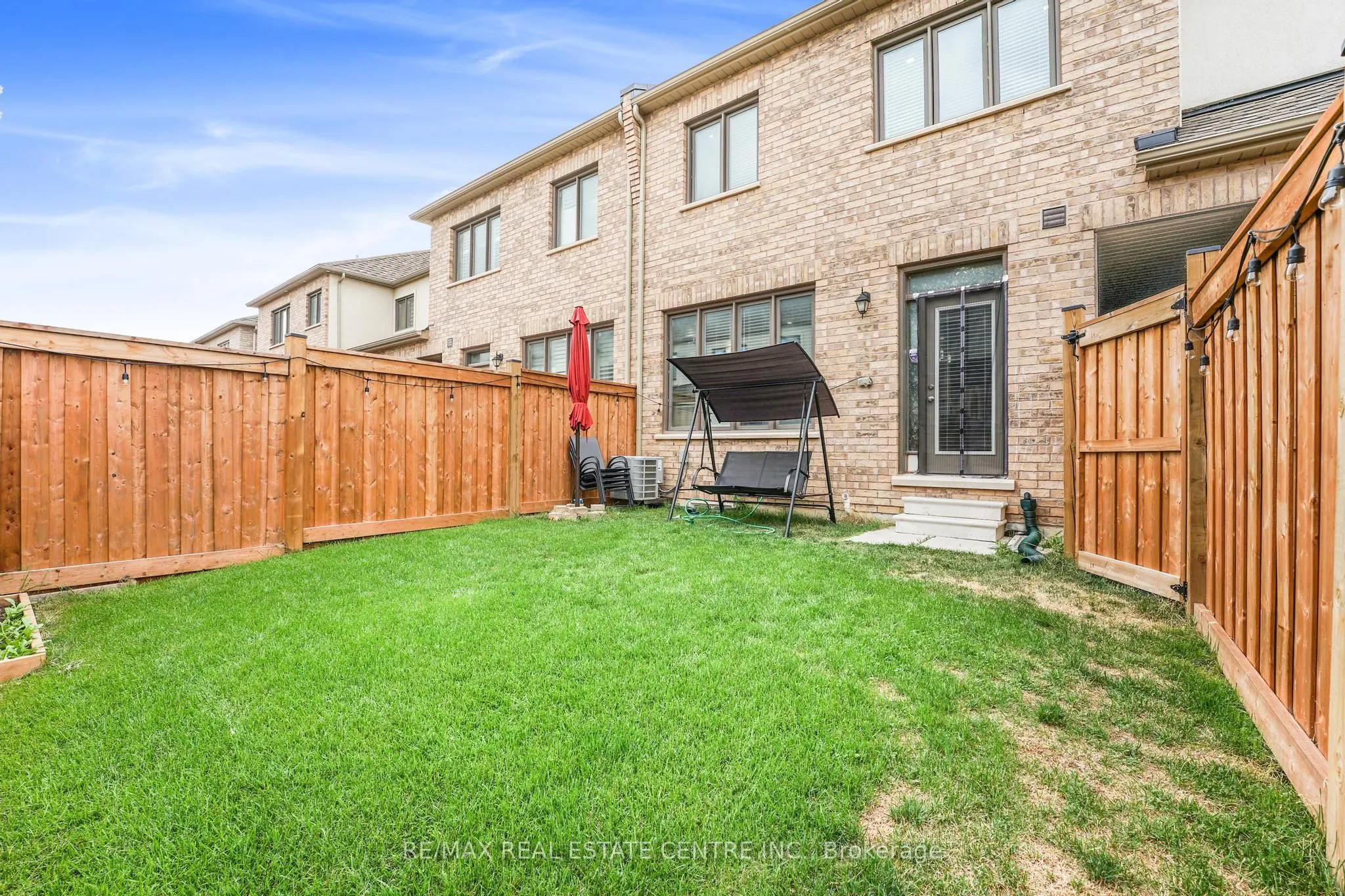 474 Sheaffe Place