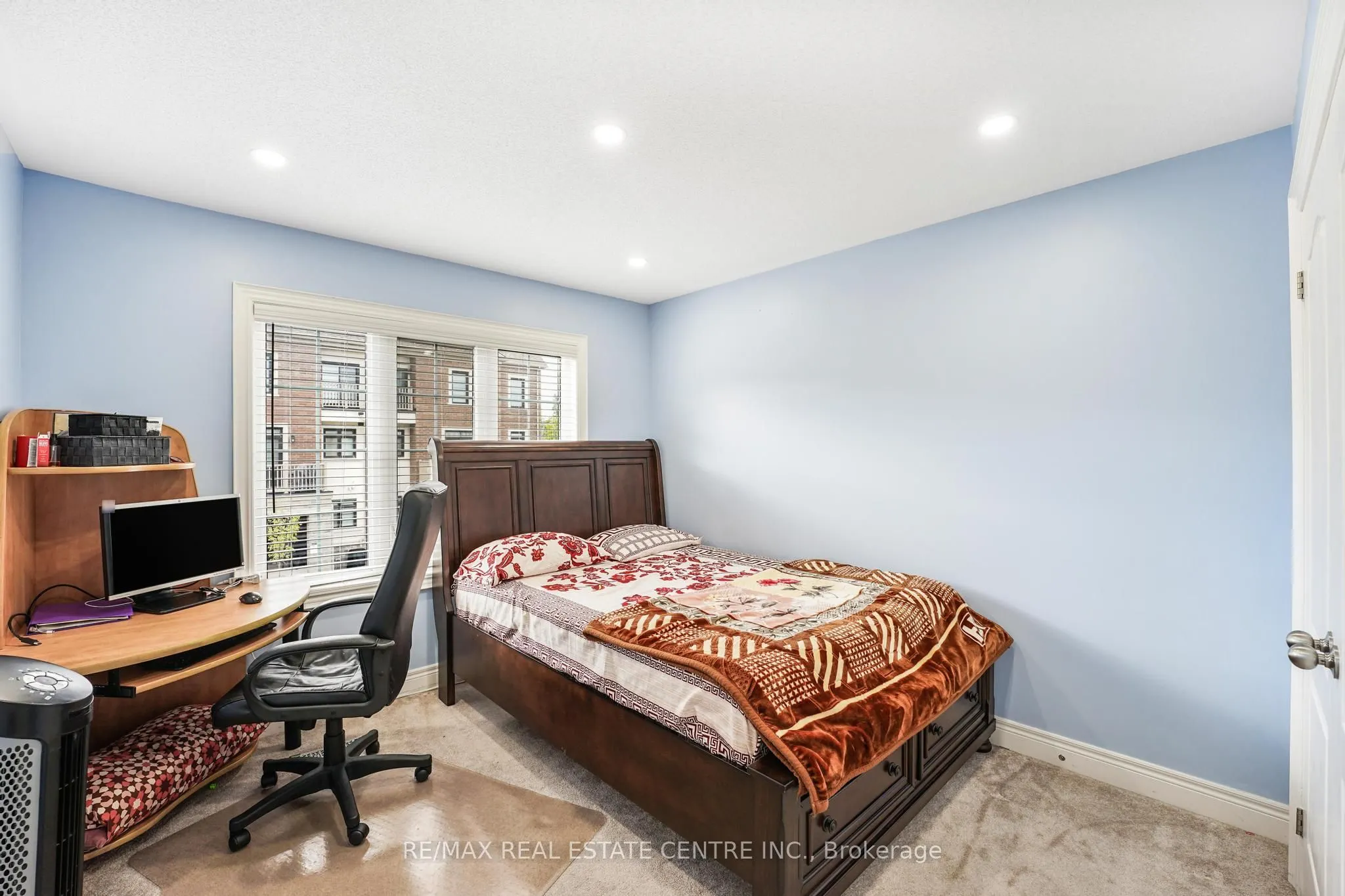 474 Sheaffe Place