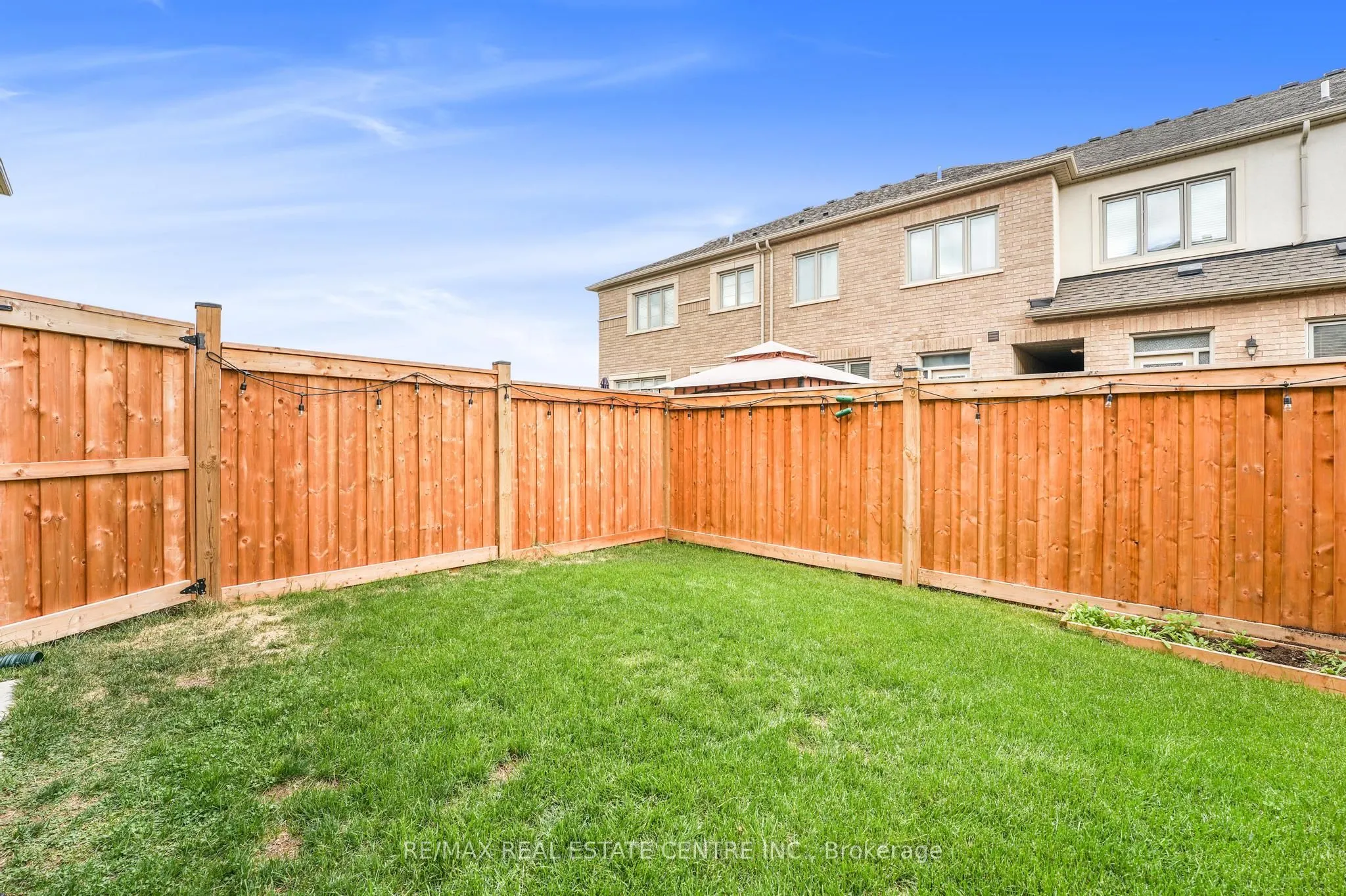 474 Sheaffe Place