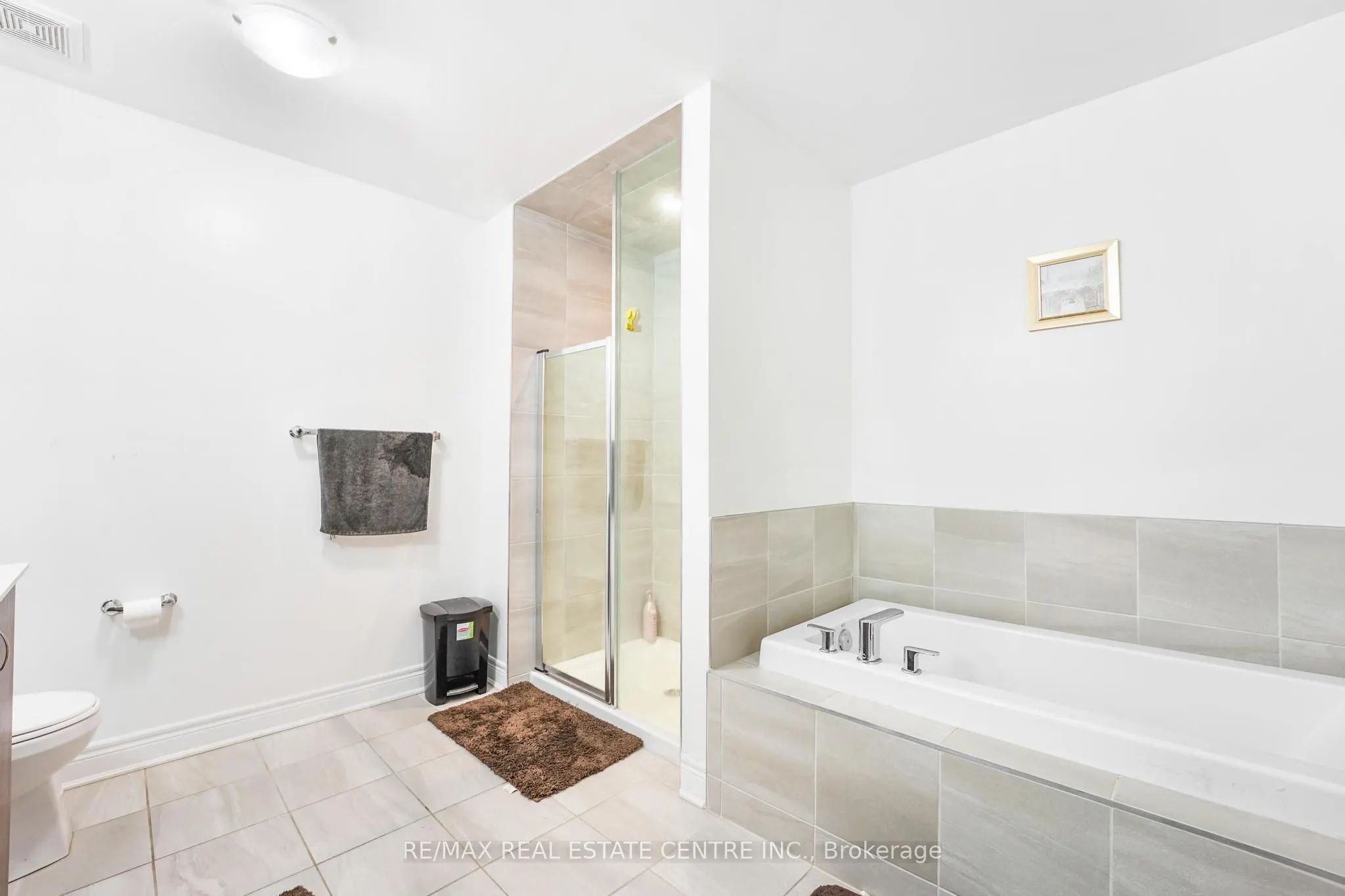 474 Sheaffe Place