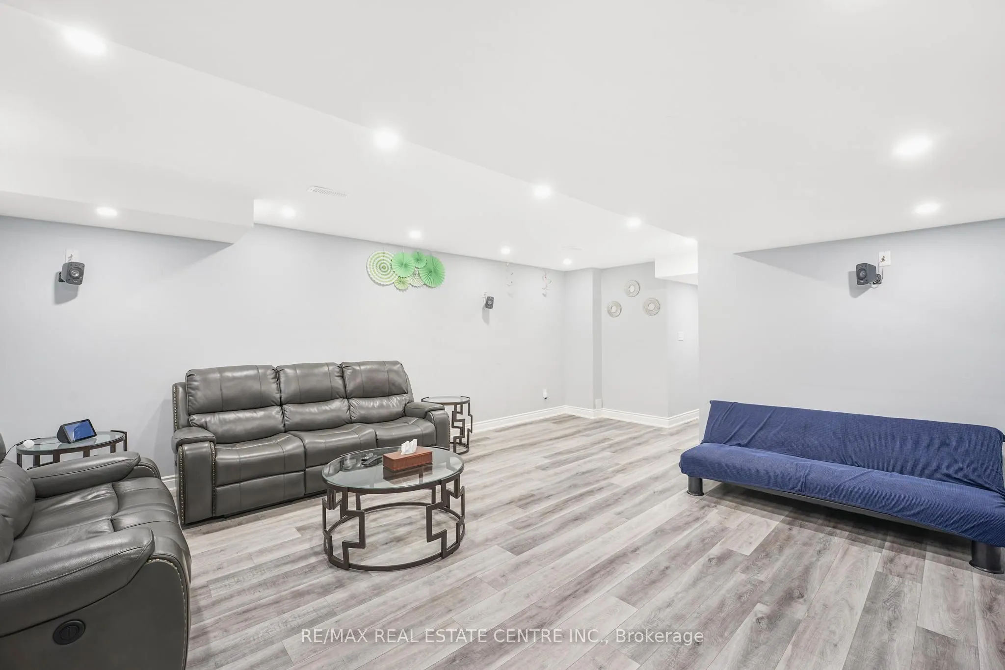 474 Sheaffe Place