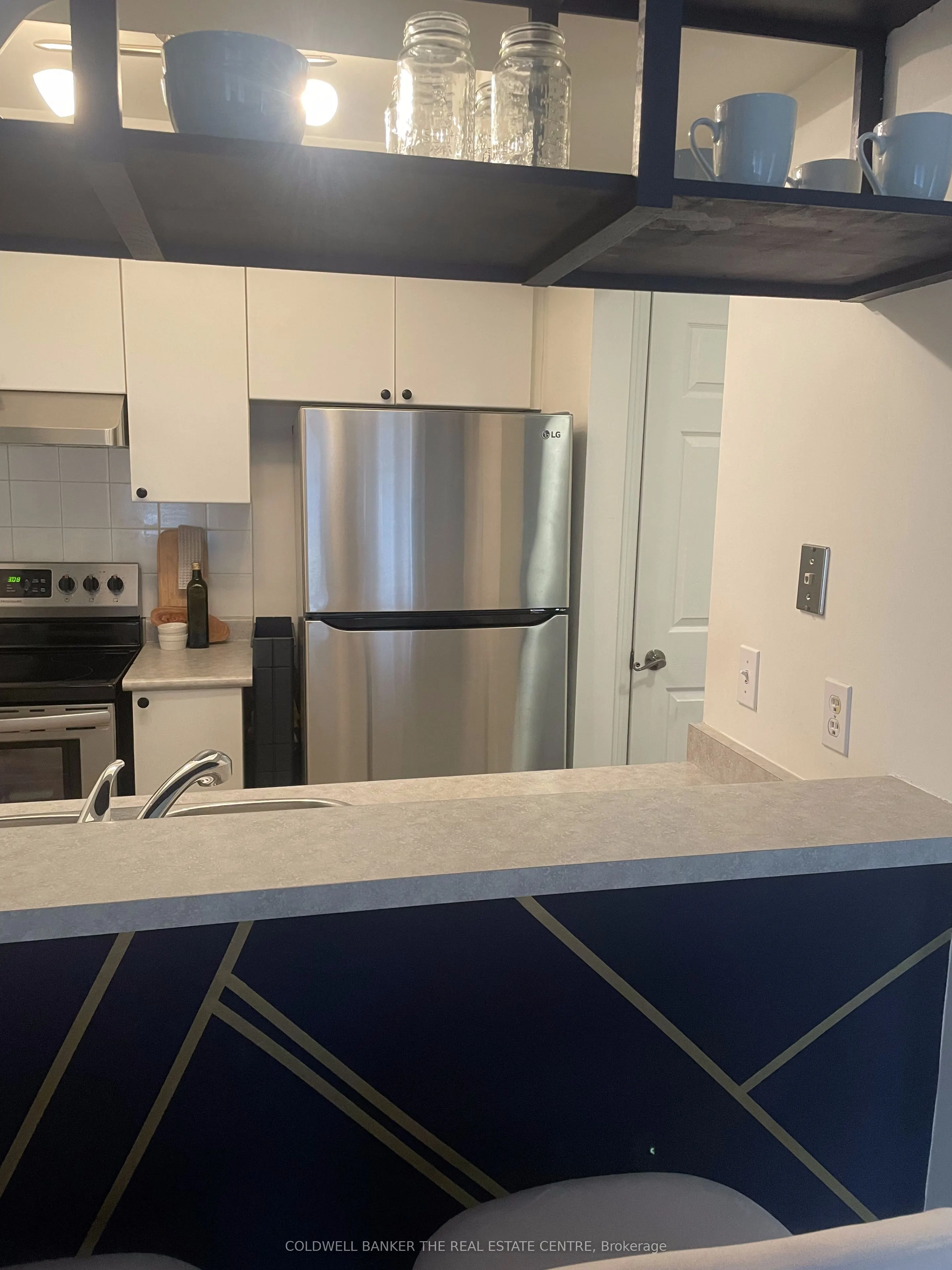 111 Bristol Road E, #112