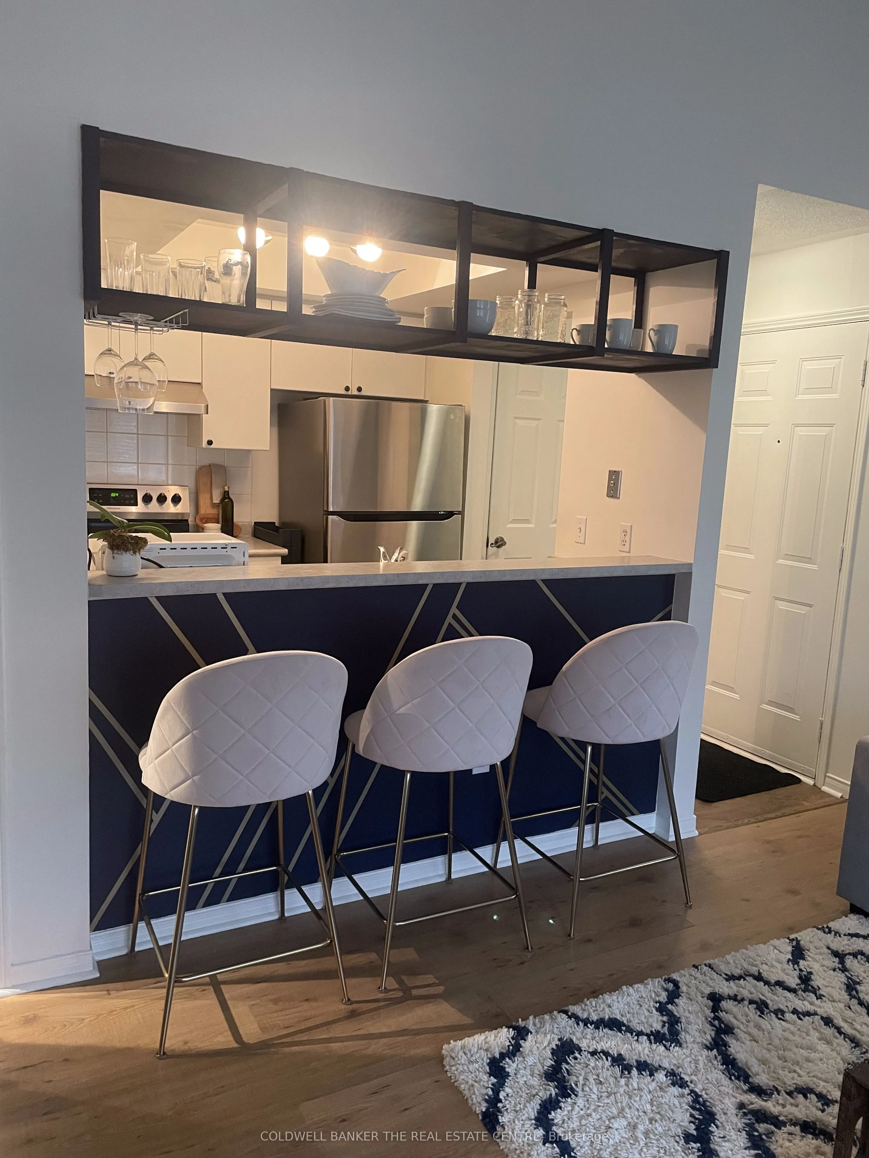 111 Bristol Road E, #112